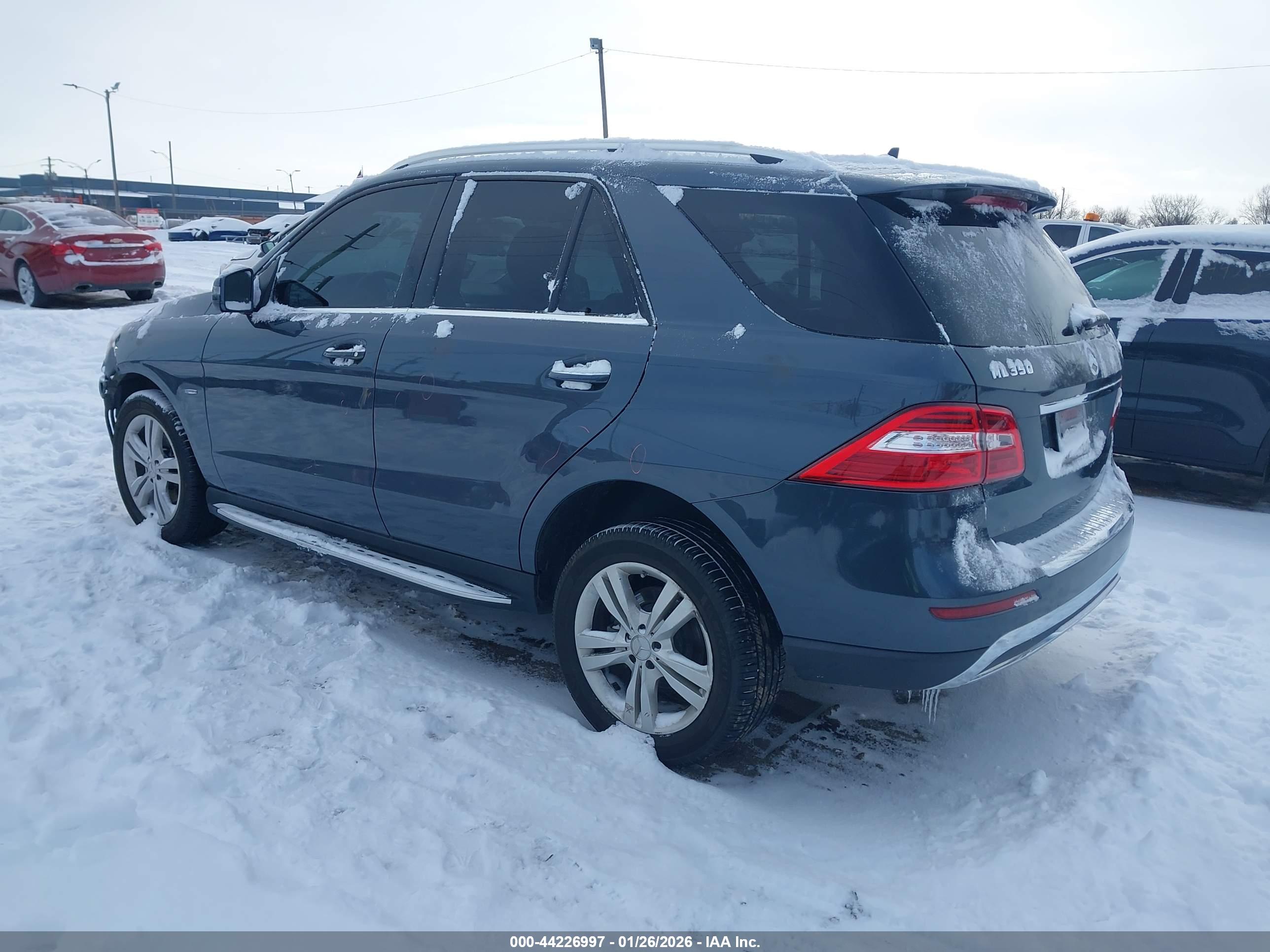 MERCEDES-BENZ ML image 3