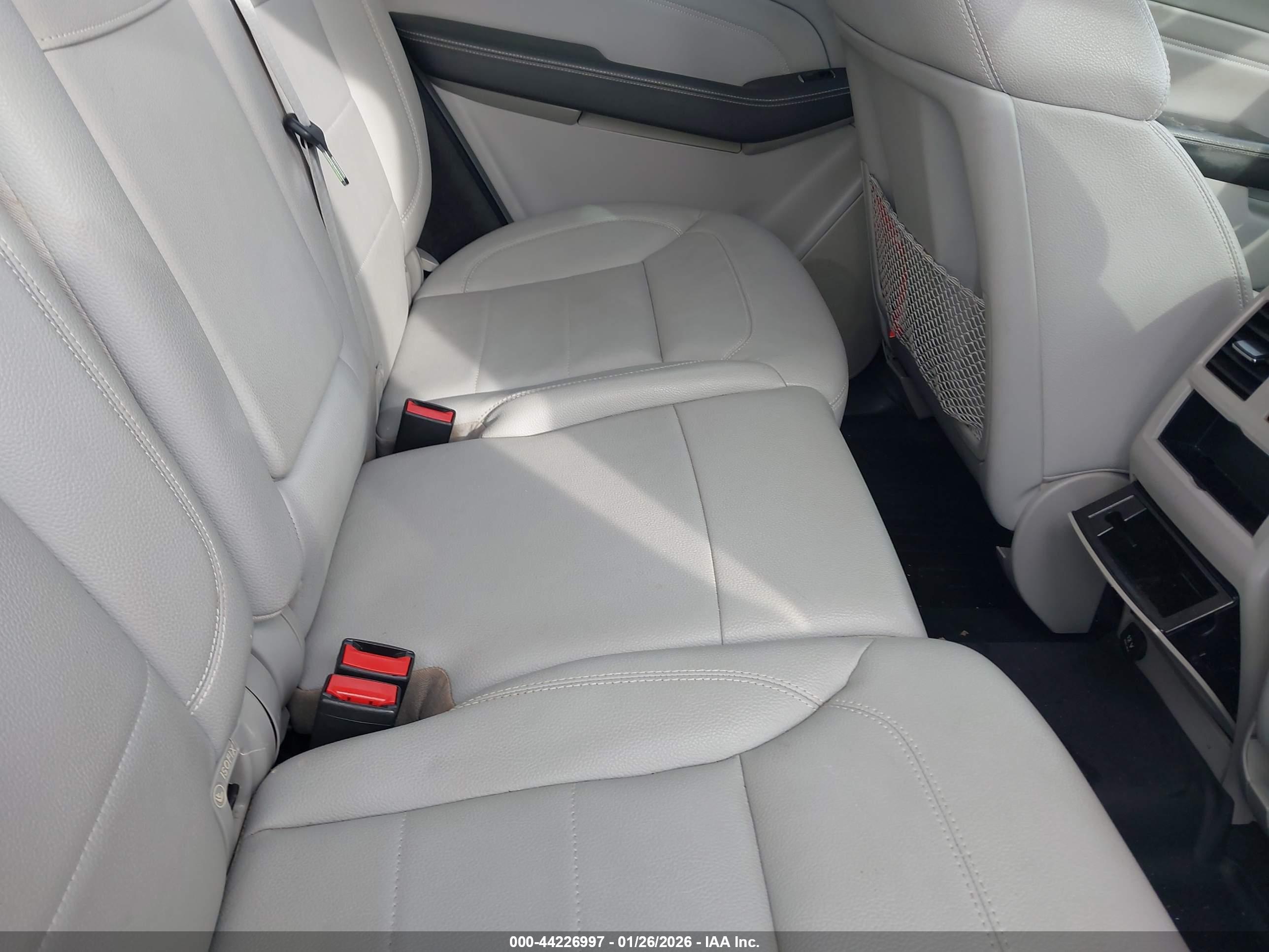 MERCEDES-BENZ ML image 8