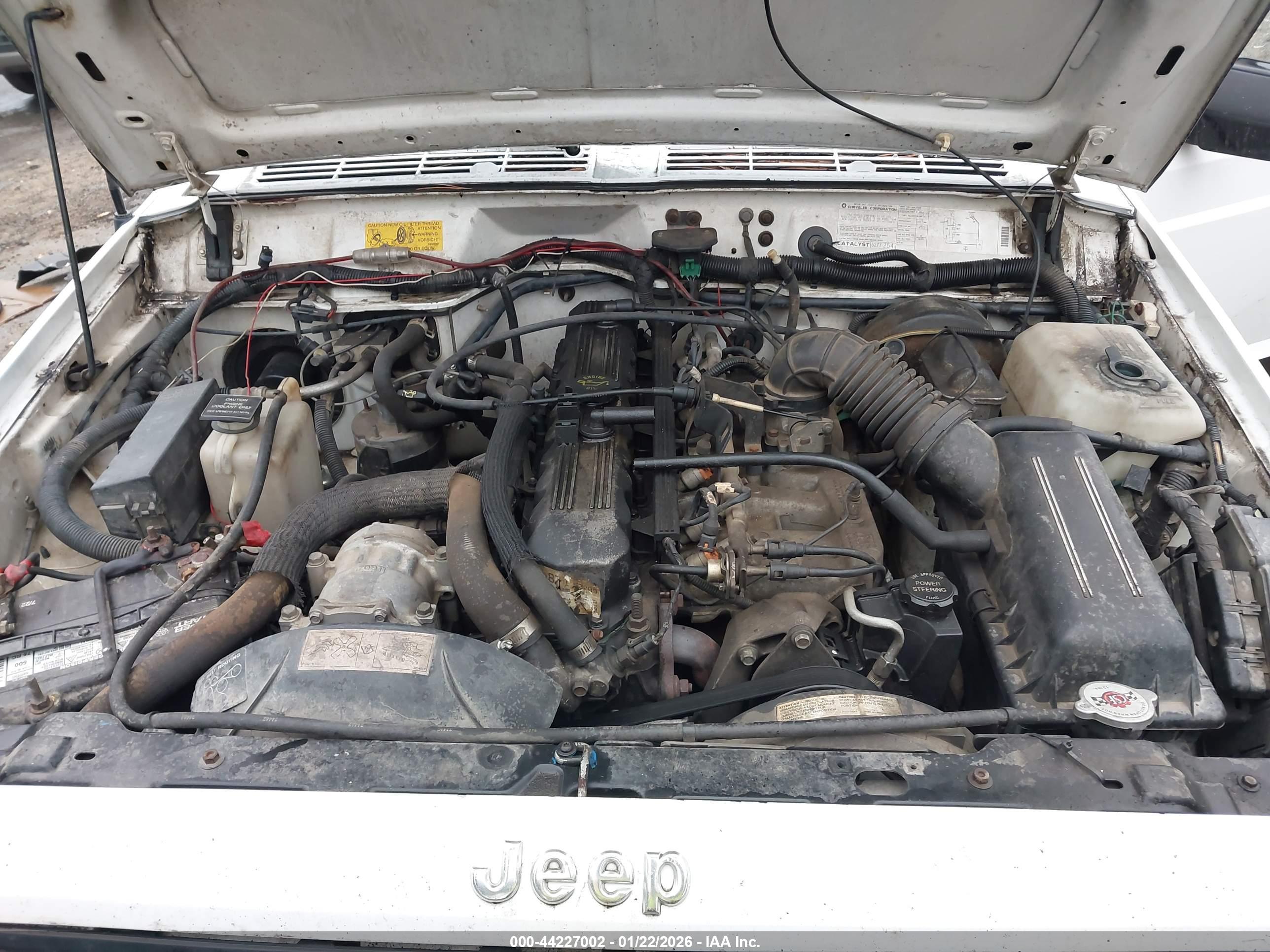 JEEP CHEROKEE image 10