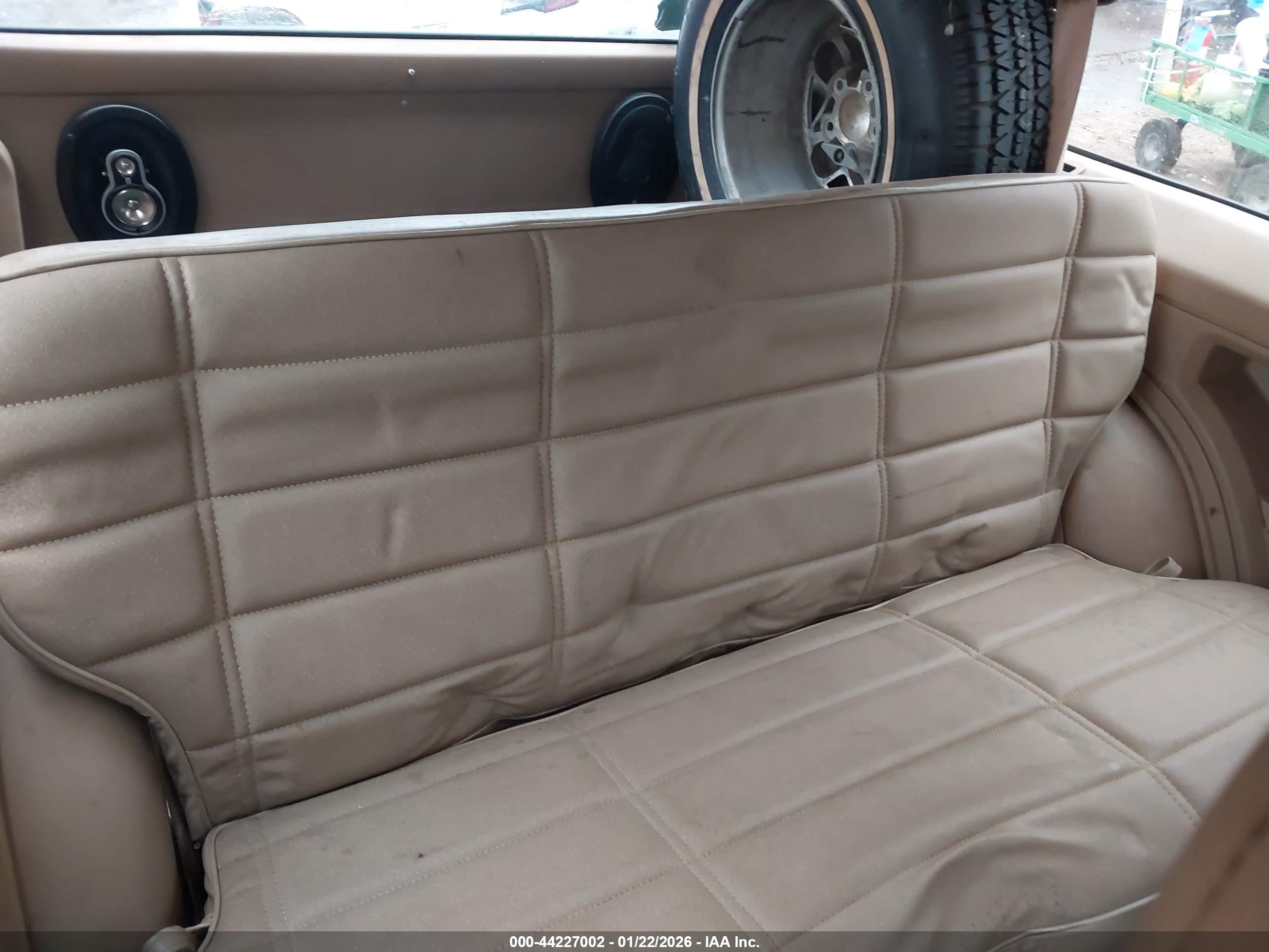 JEEP CHEROKEE image 8