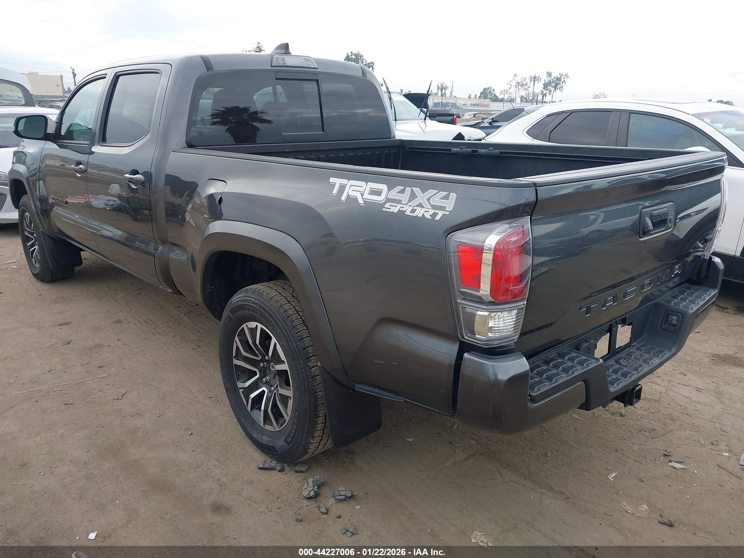 TOYOTA TACOMA image 3