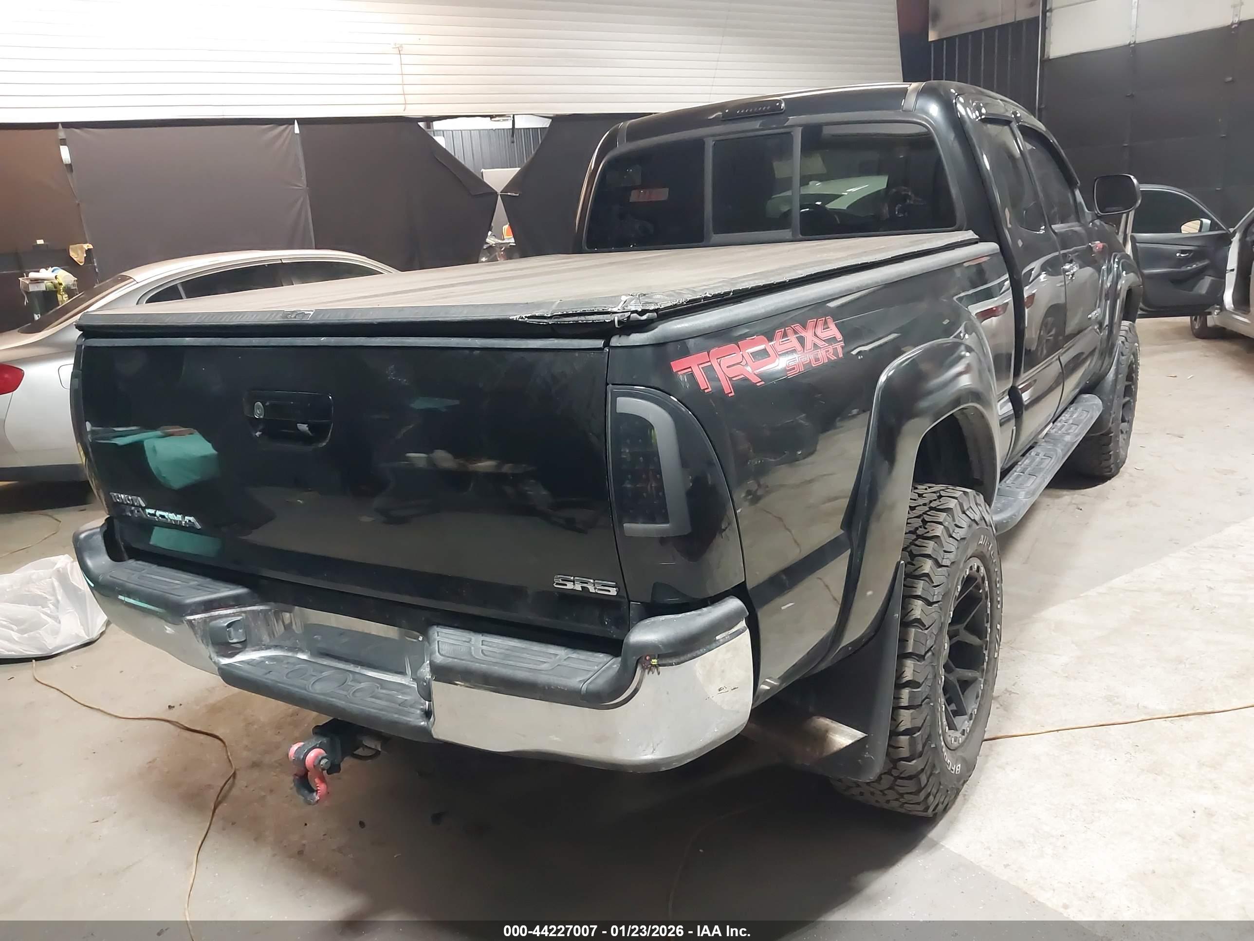 TOYOTA TACOMA image 4