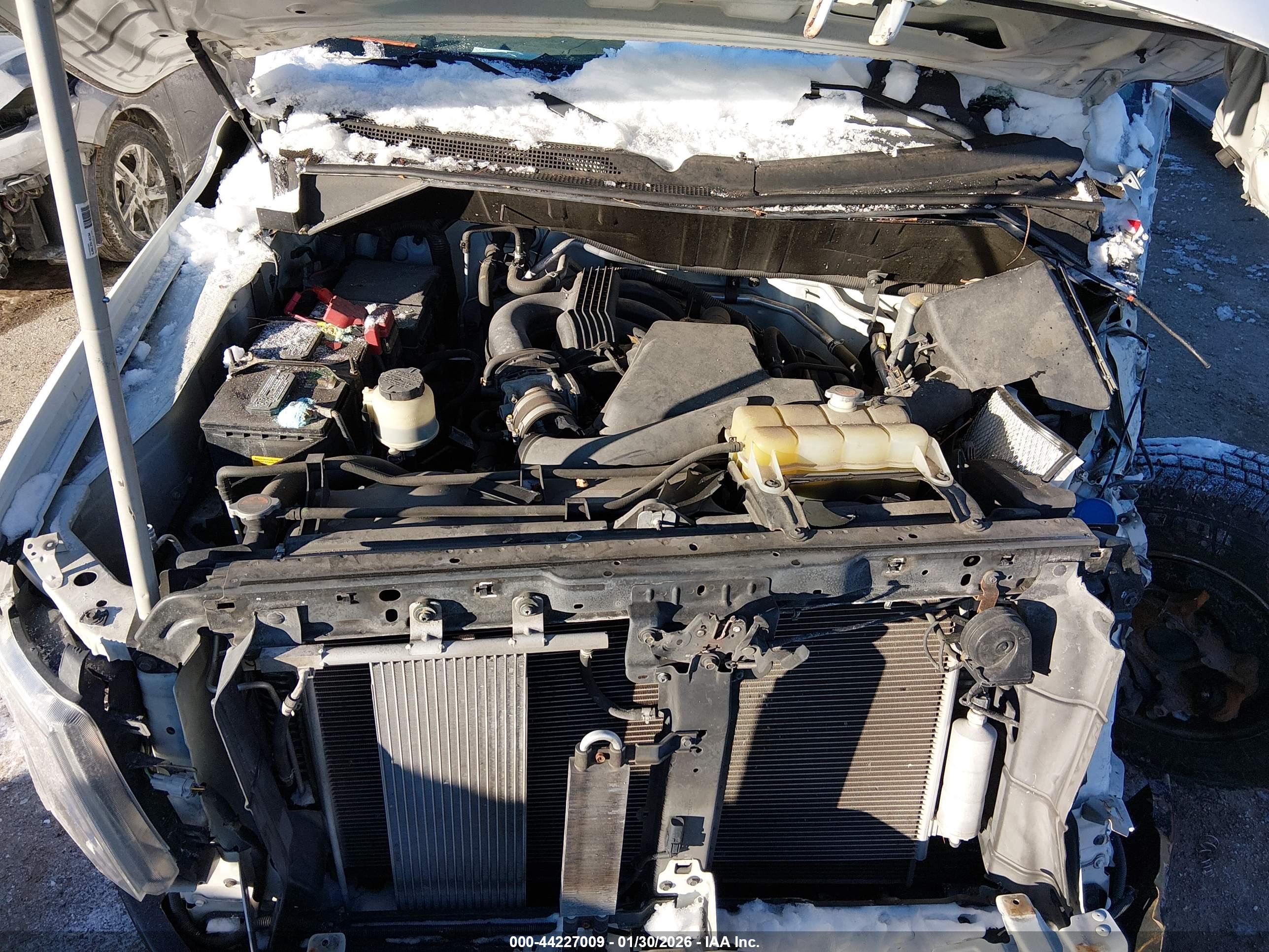NISSAN NV image 10