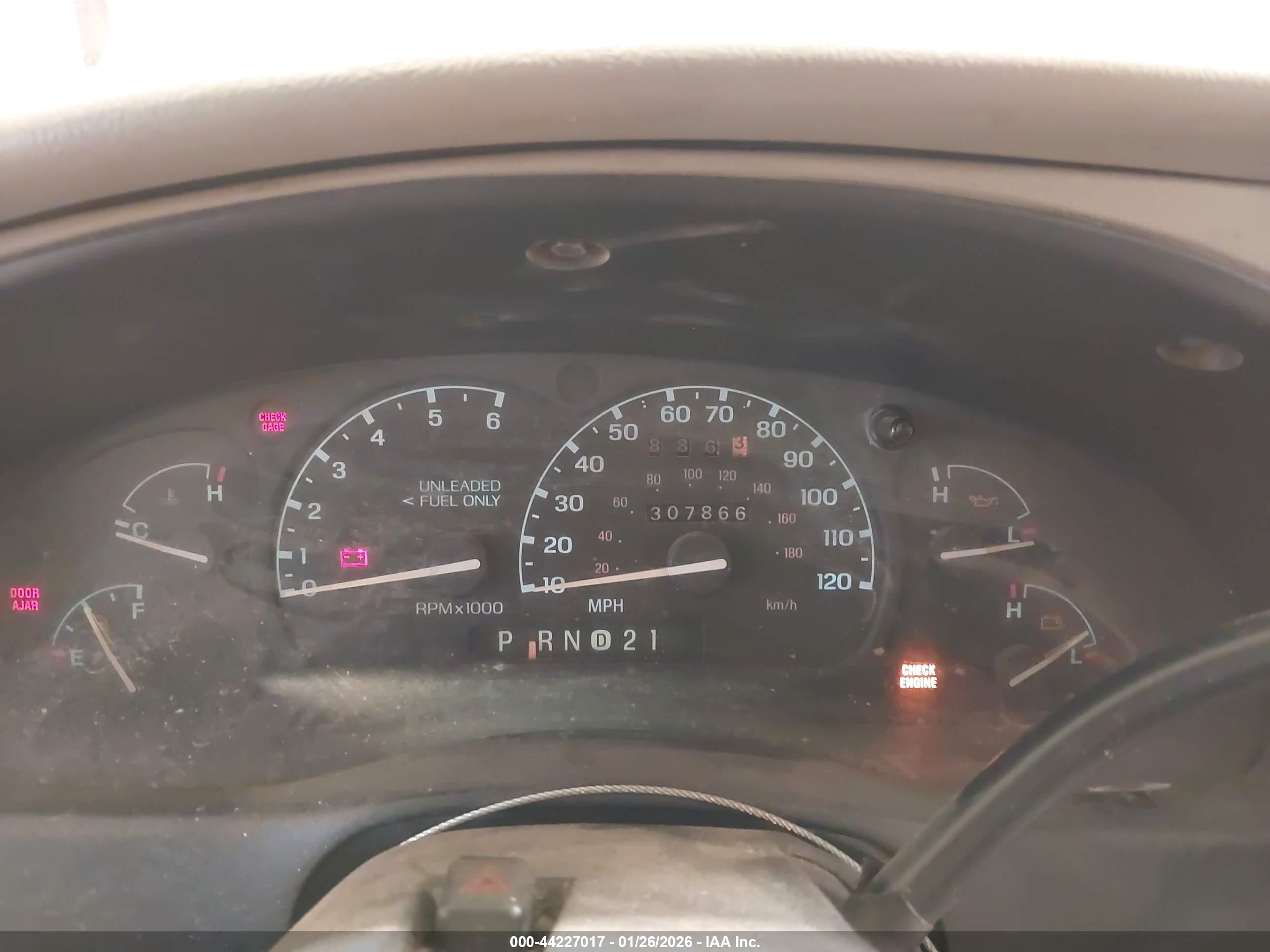 FORD EXPLORER image 7