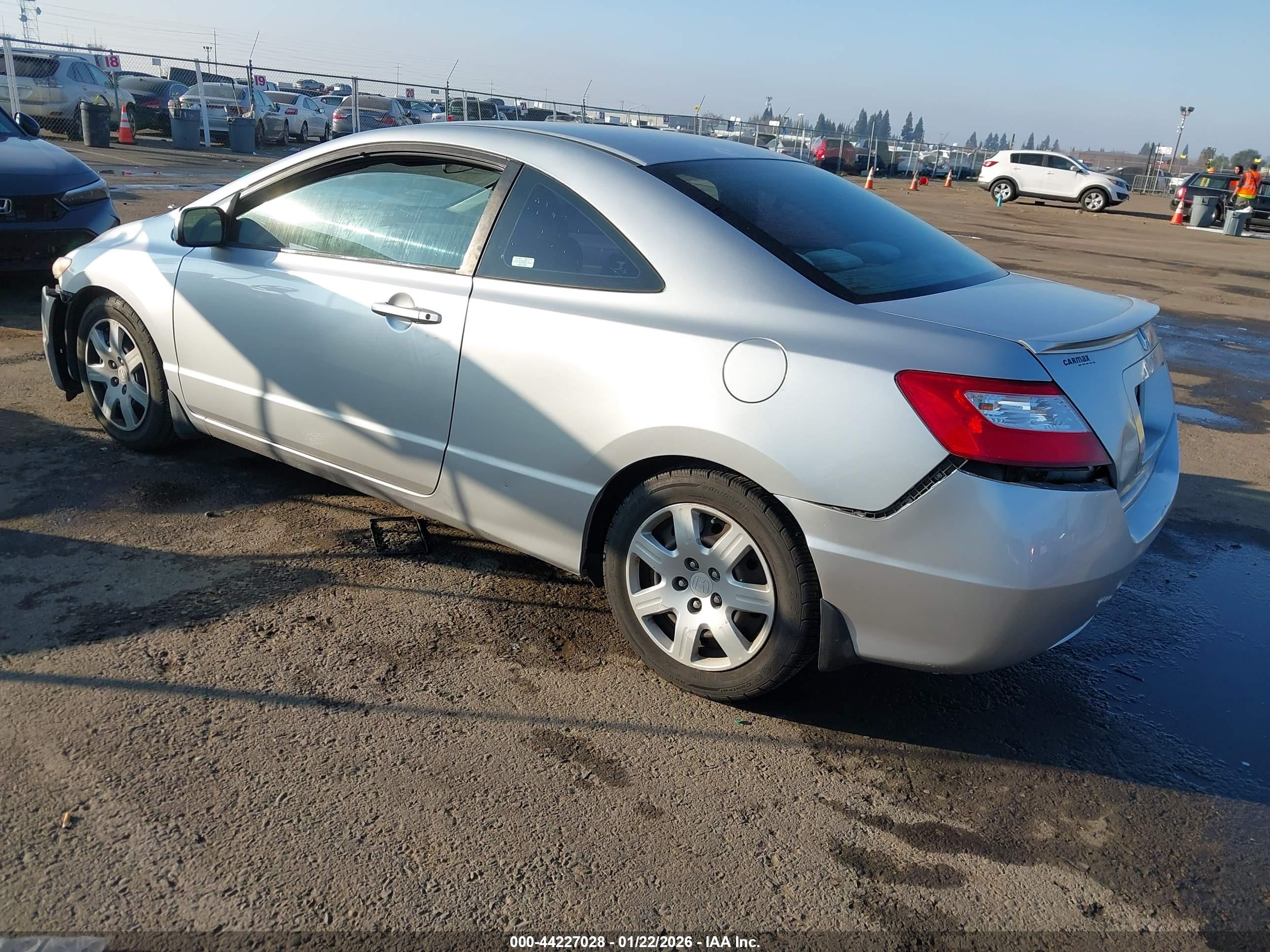 HONDA CIVIC image 3