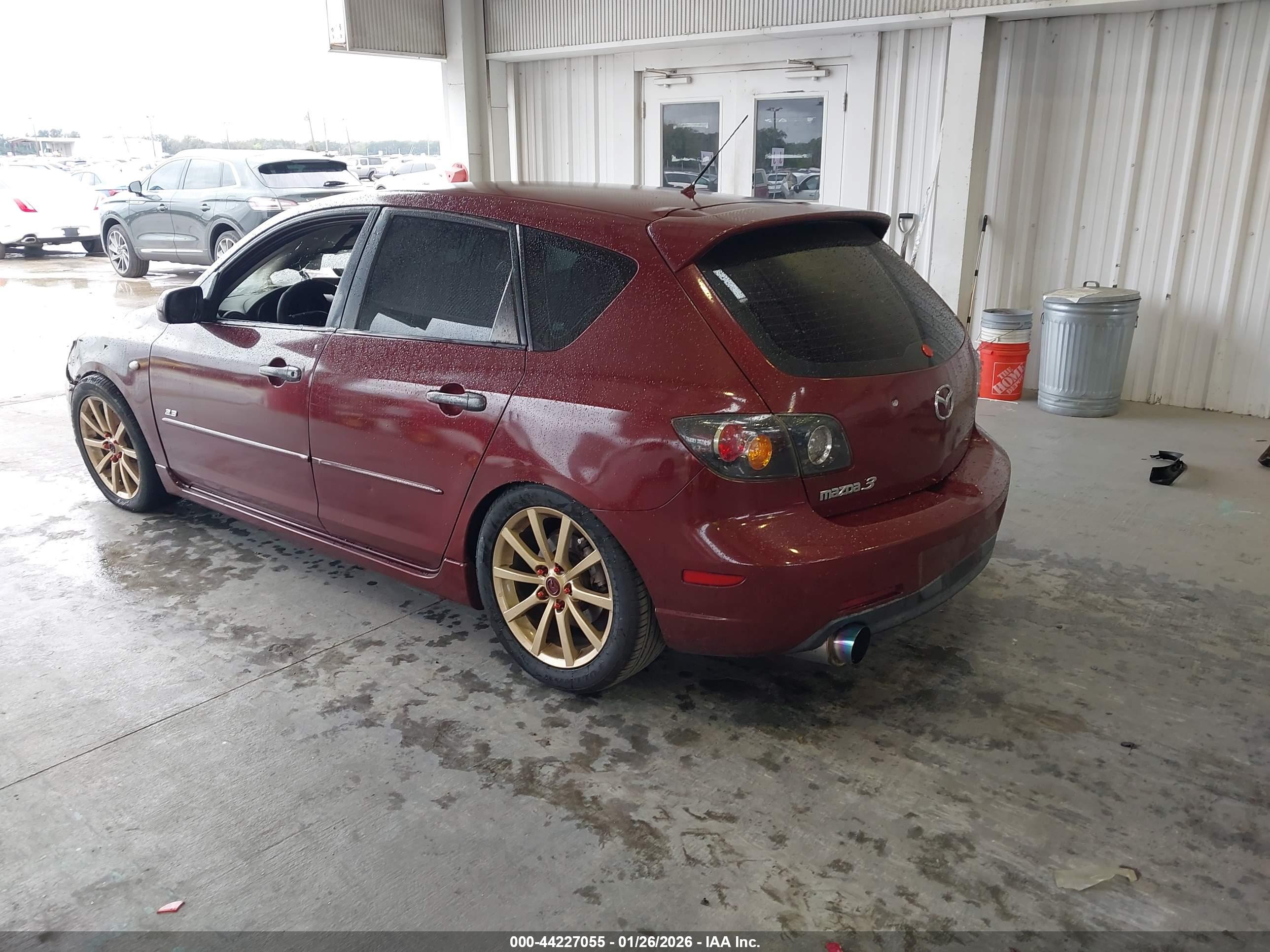 MAZDA MAZDA3 image 3