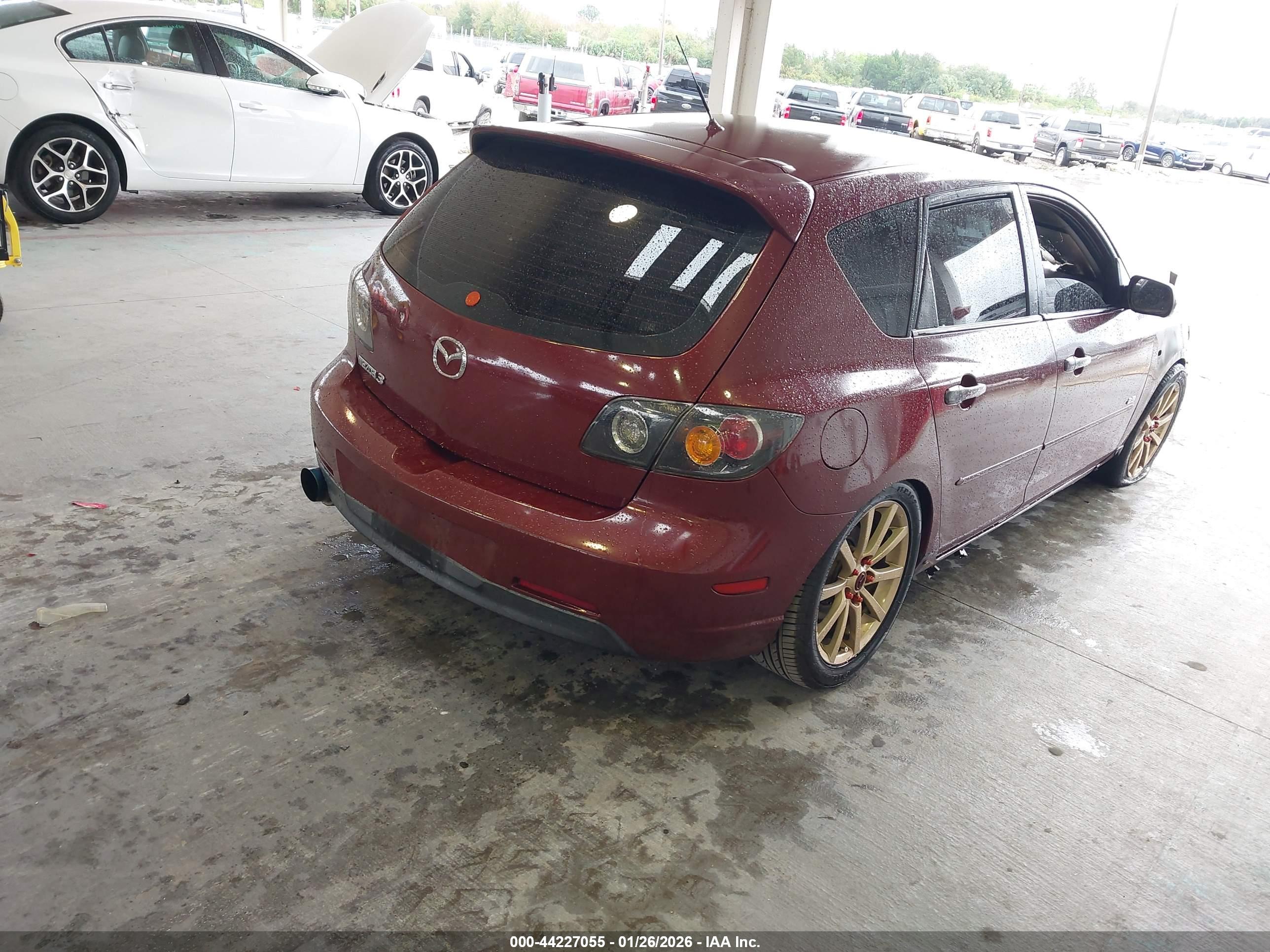 MAZDA MAZDA3 image 4