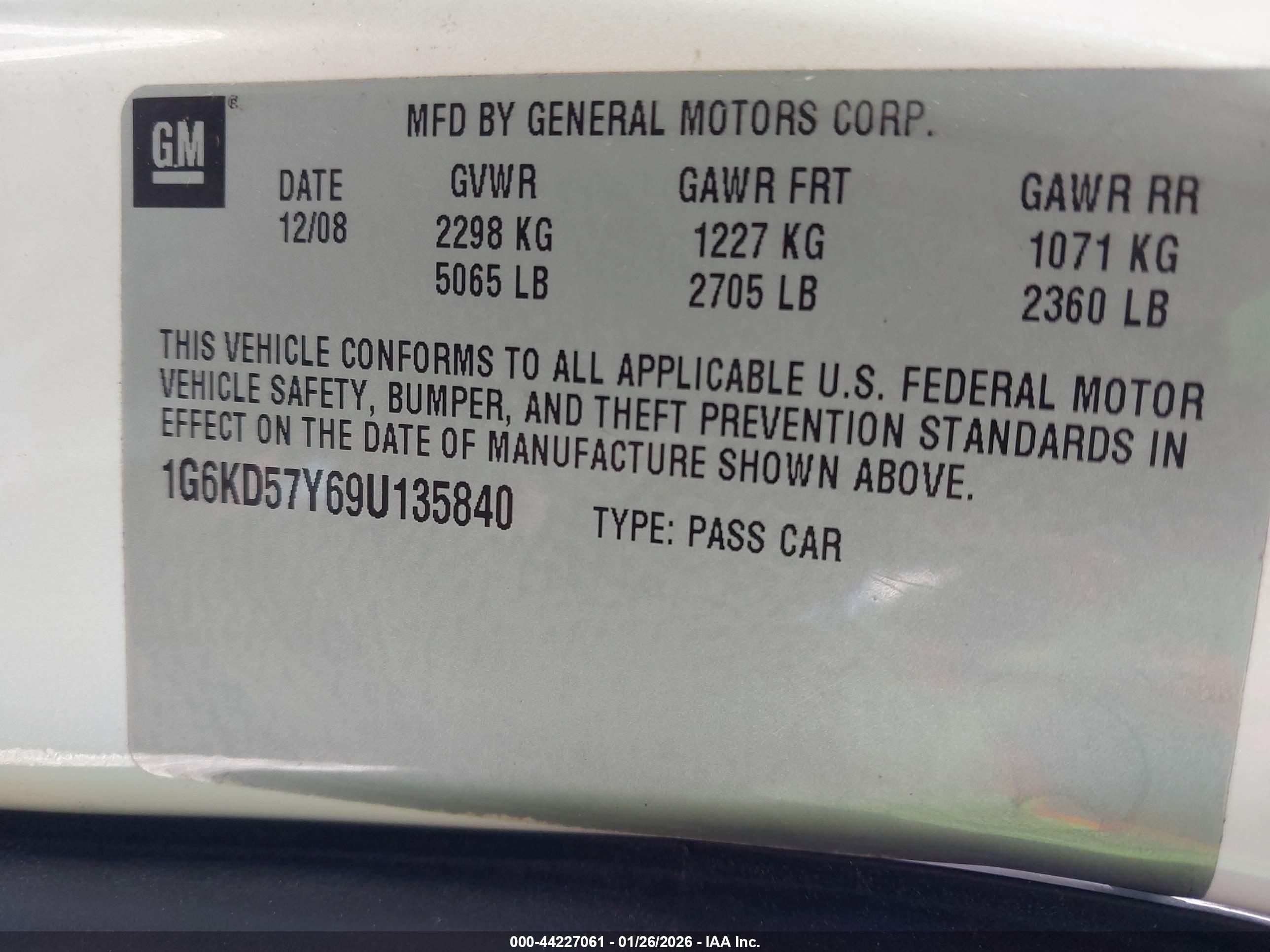 CADILLAC DTS image 9