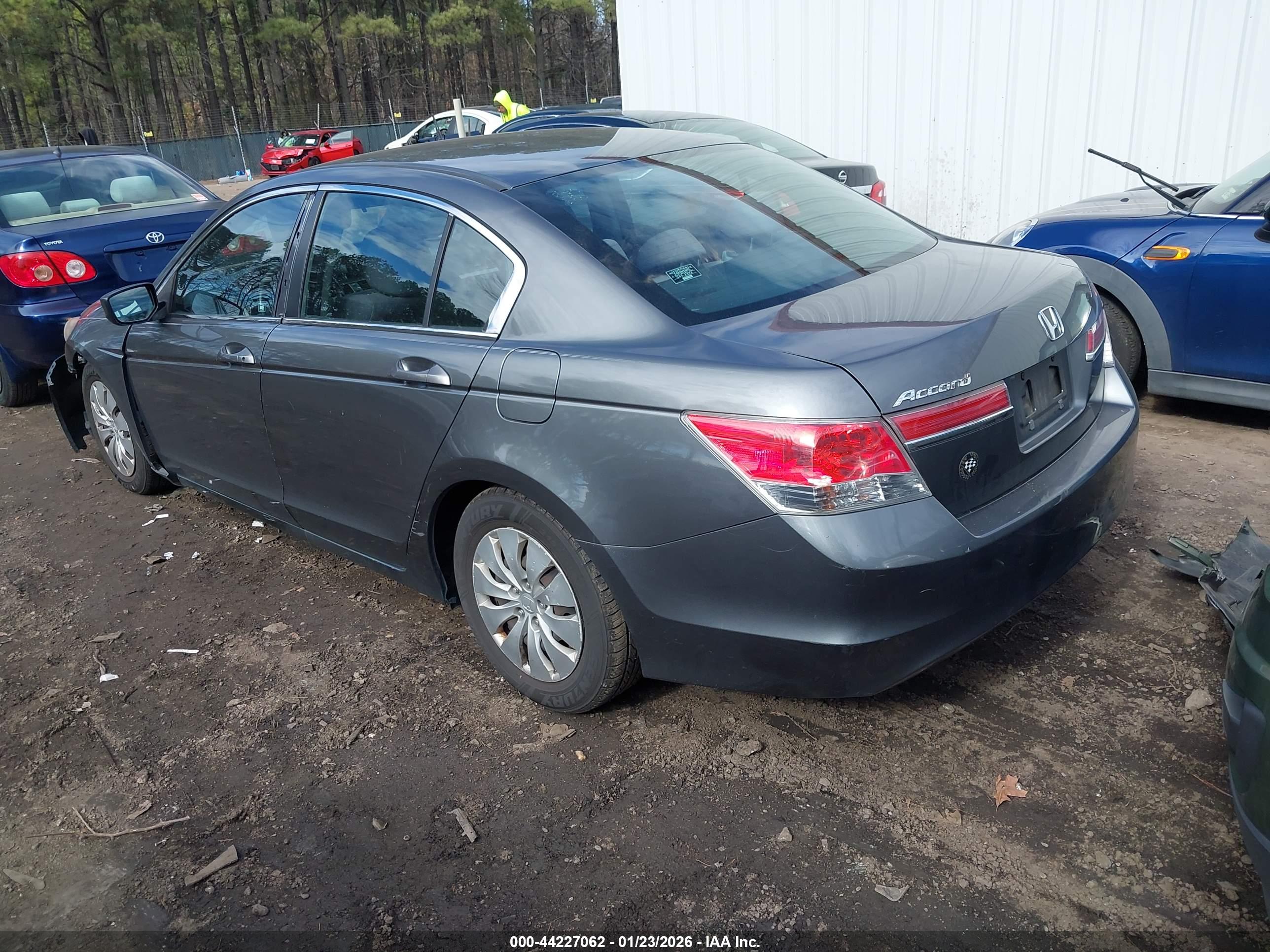 HONDA ACCORD image 3