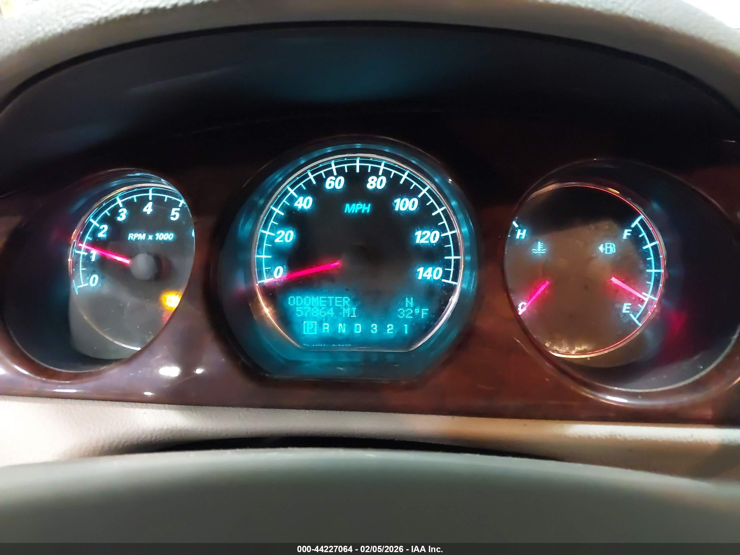 BUICK LUCERNE image 7