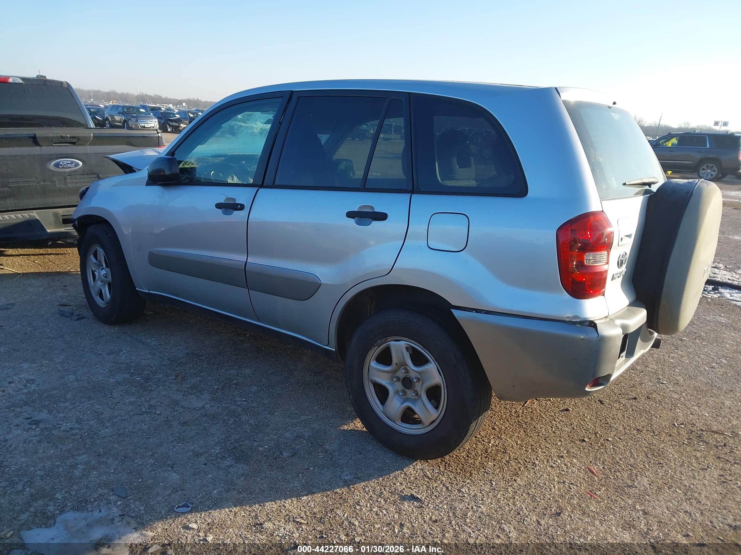 TOYOTA RAV4 image 3
