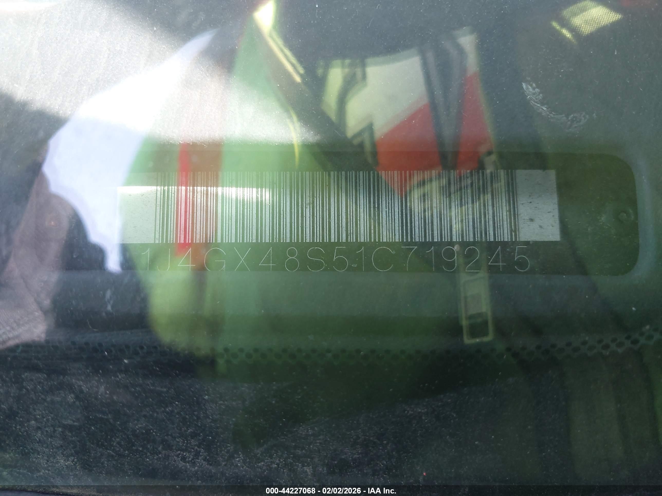 JEEP GRAND image 9