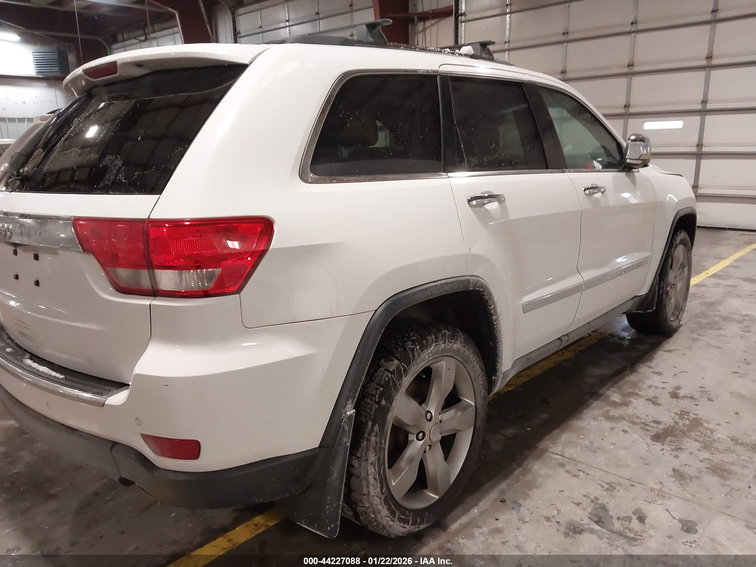 JEEP GRAND image 4