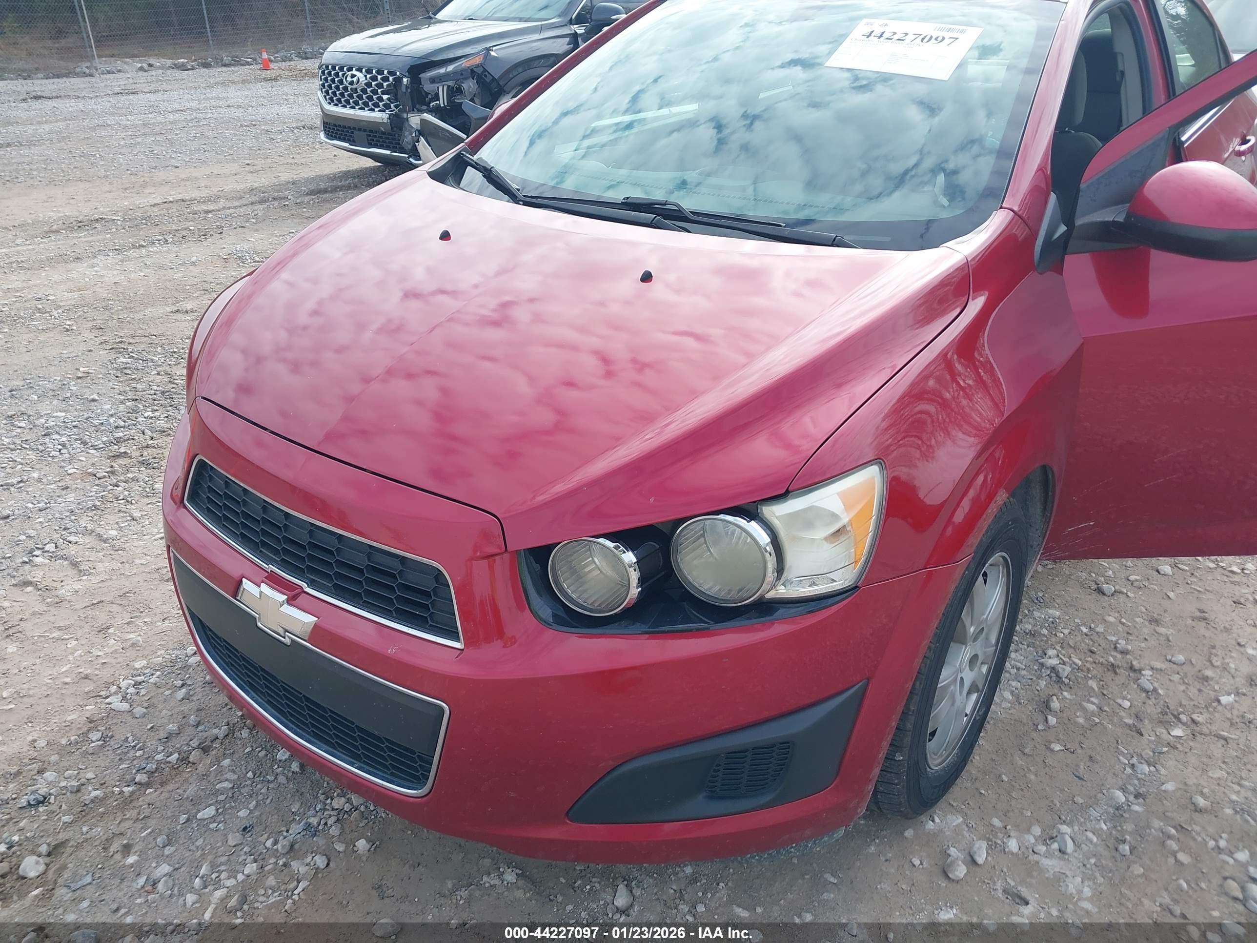 CHEVROLET SONIC image 6
