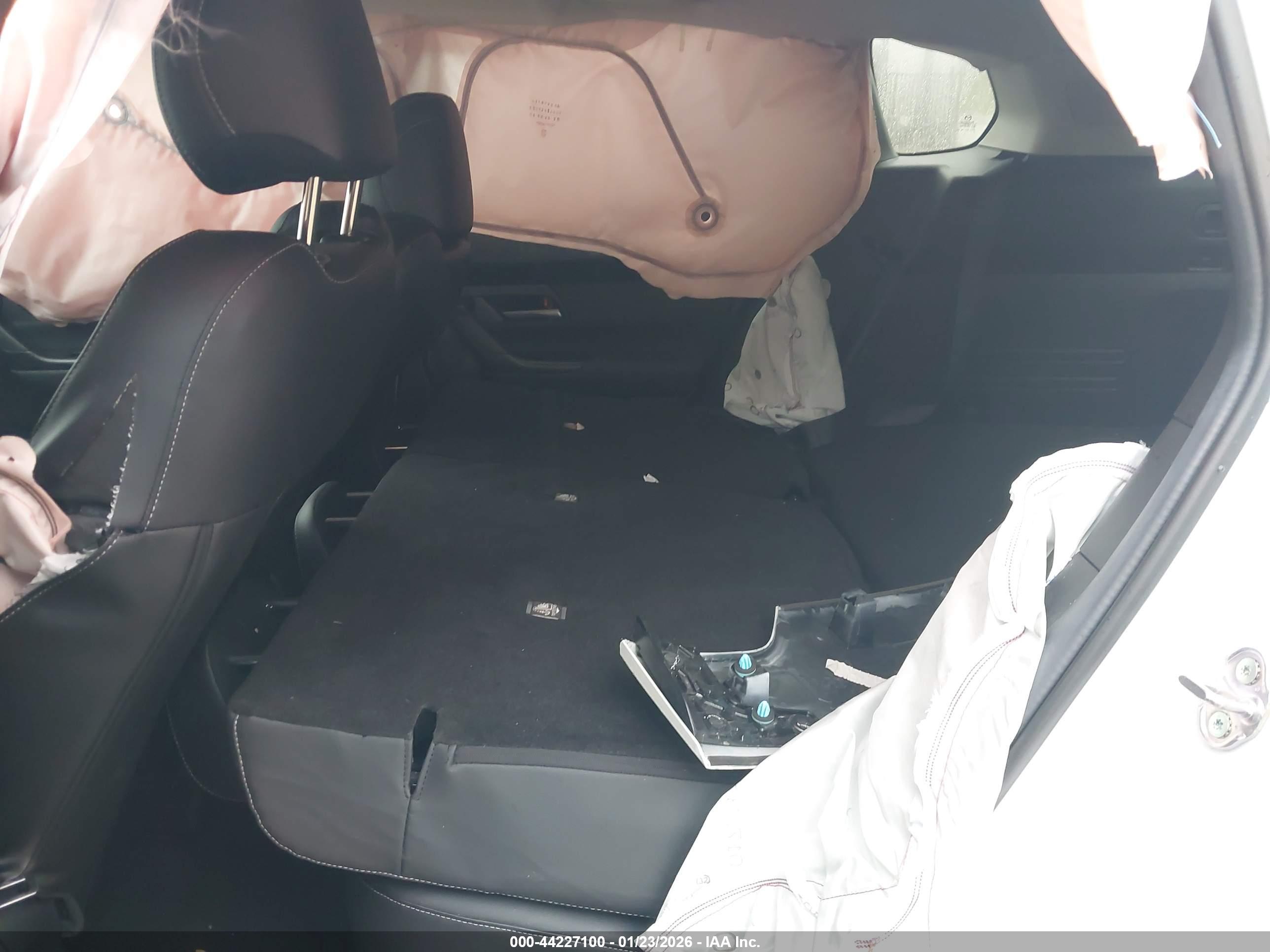 MAZDA CX-50 image 8