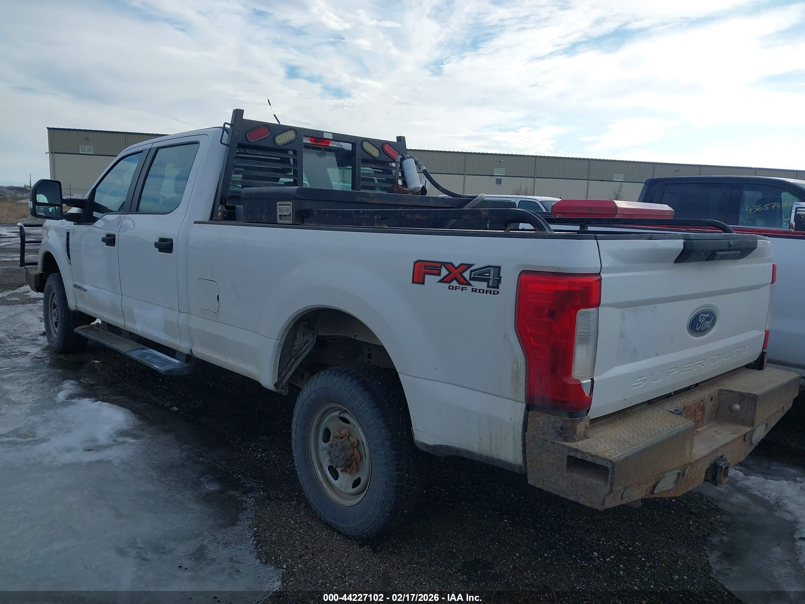 FORD F-350 image 3