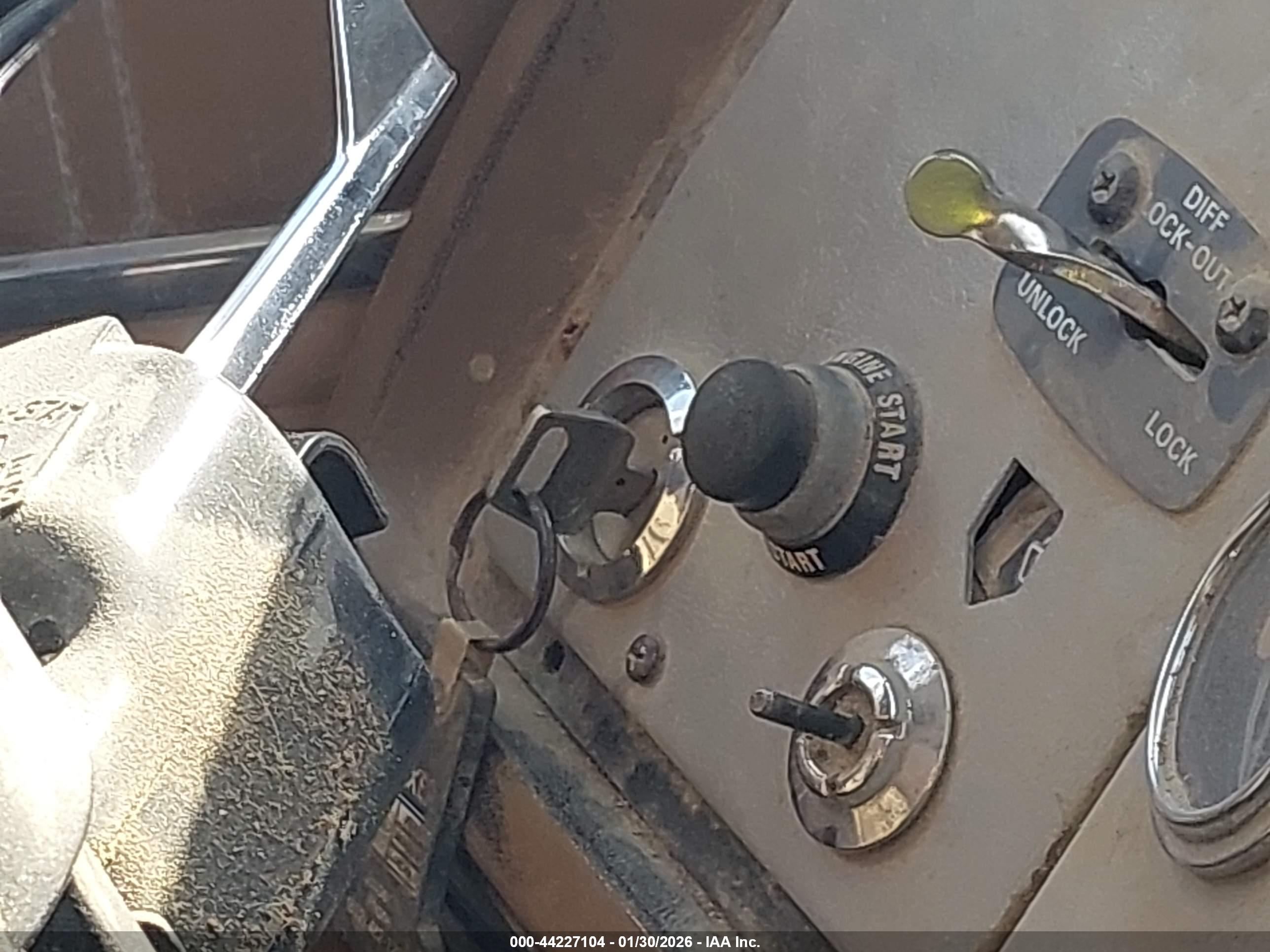 FORD L-SERIES image 11