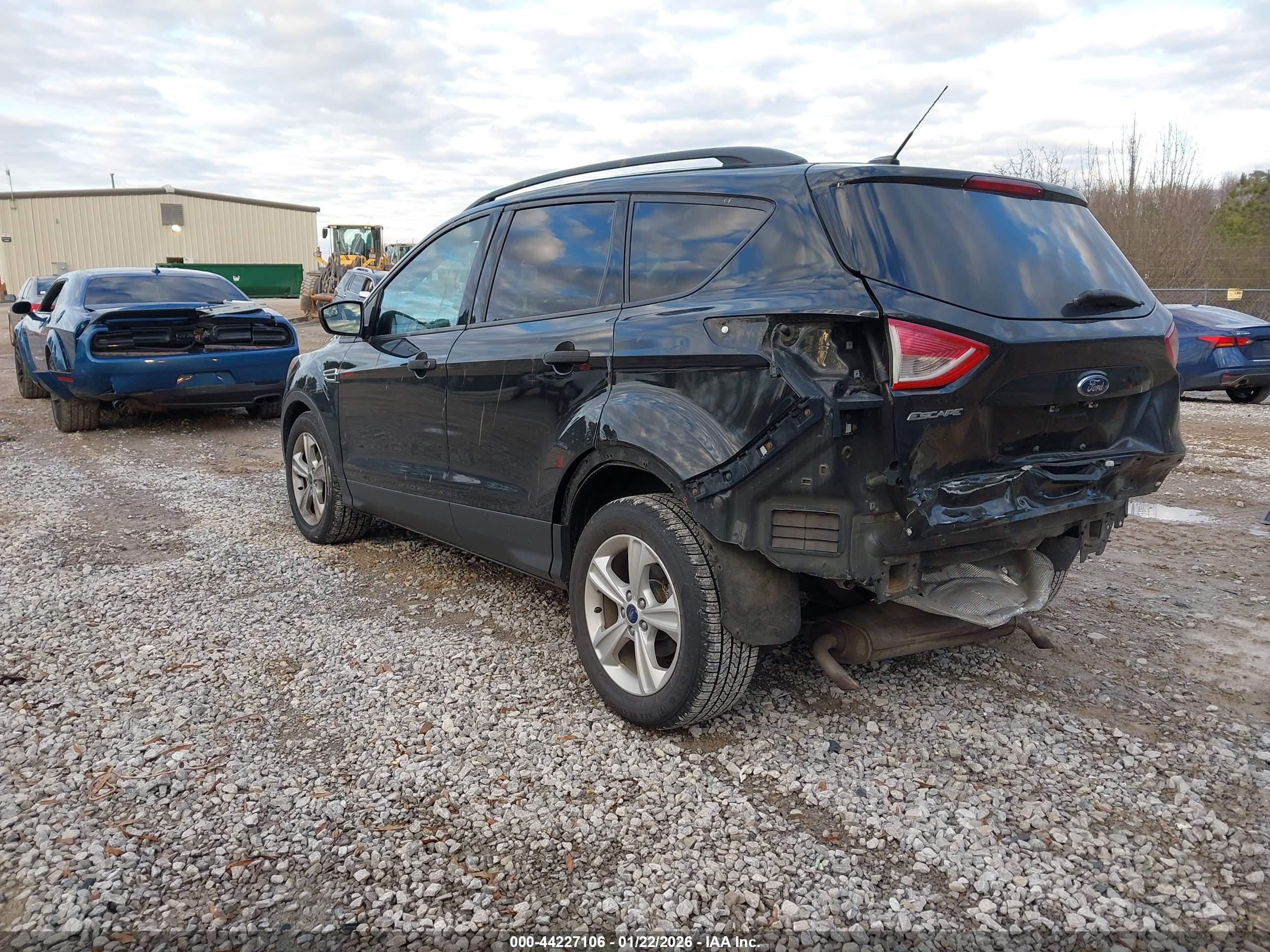 FORD ESCAPE image 3
