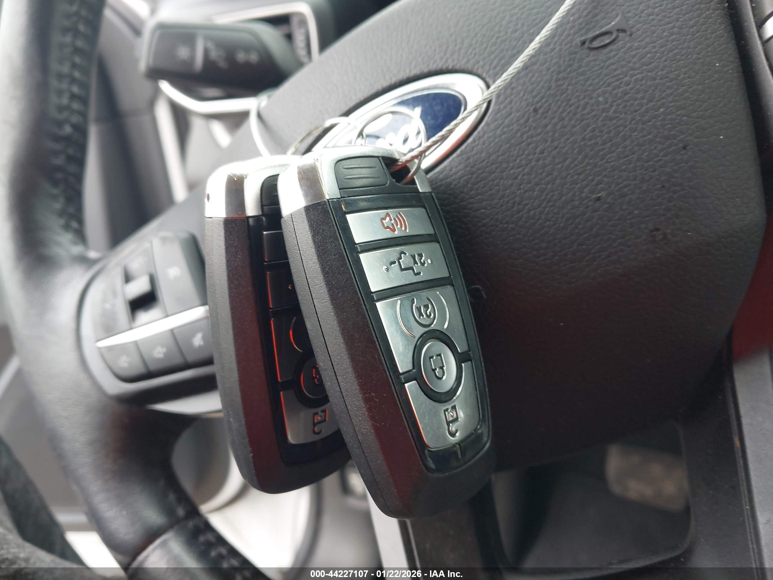 FORD EXPLORER image 11