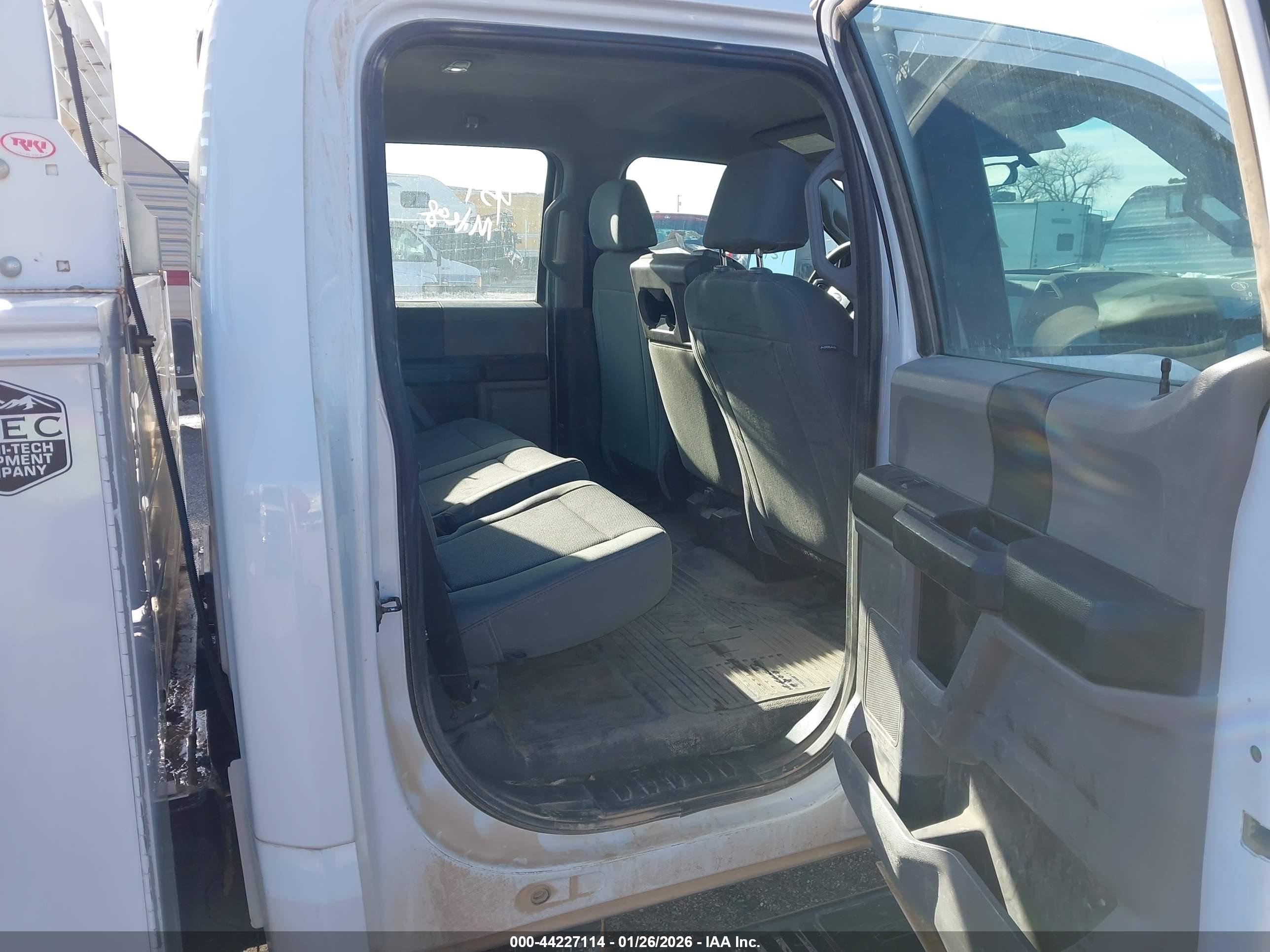 FORD F-250 image 8