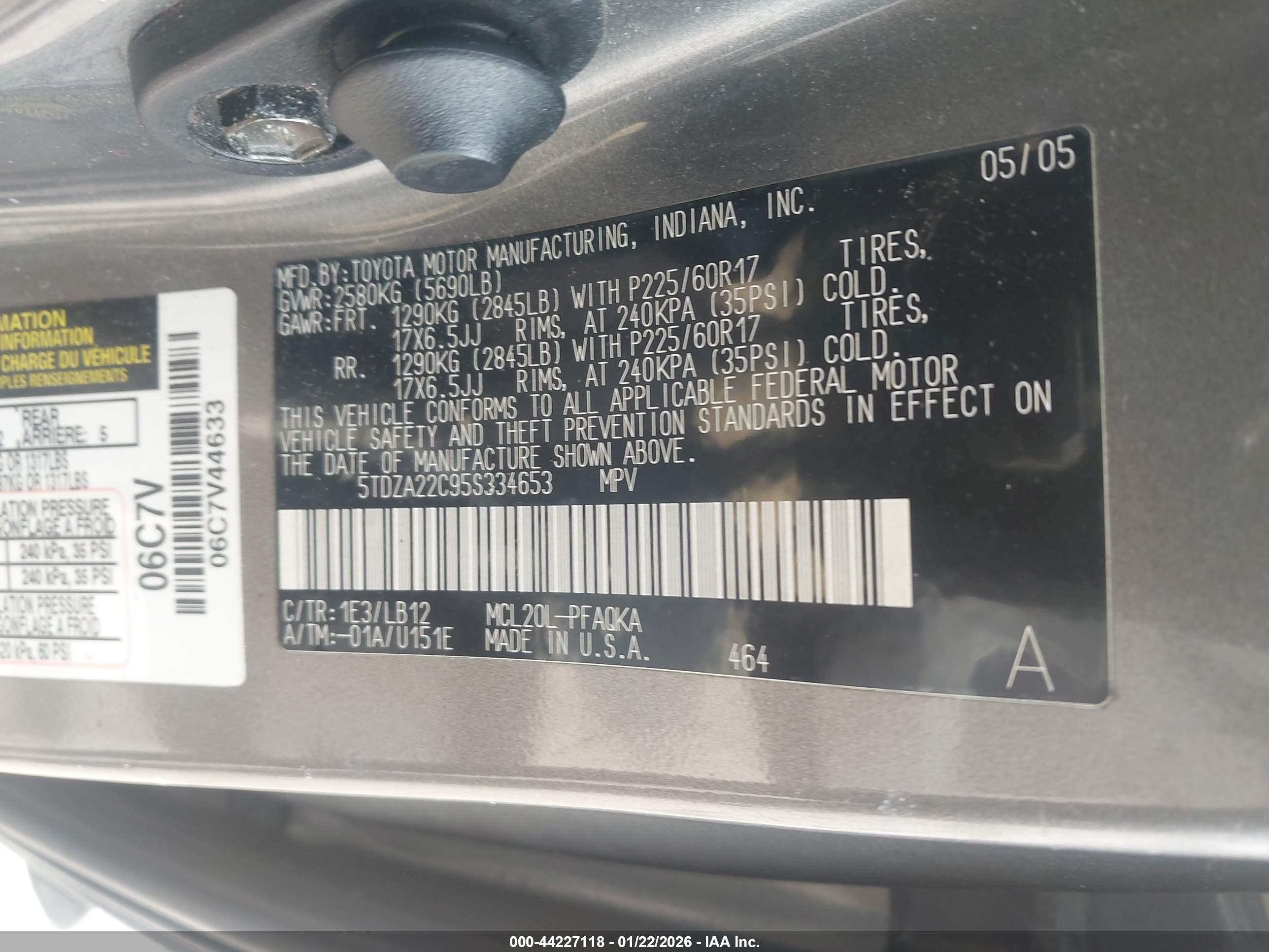 TOYOTA SIENNA image 9