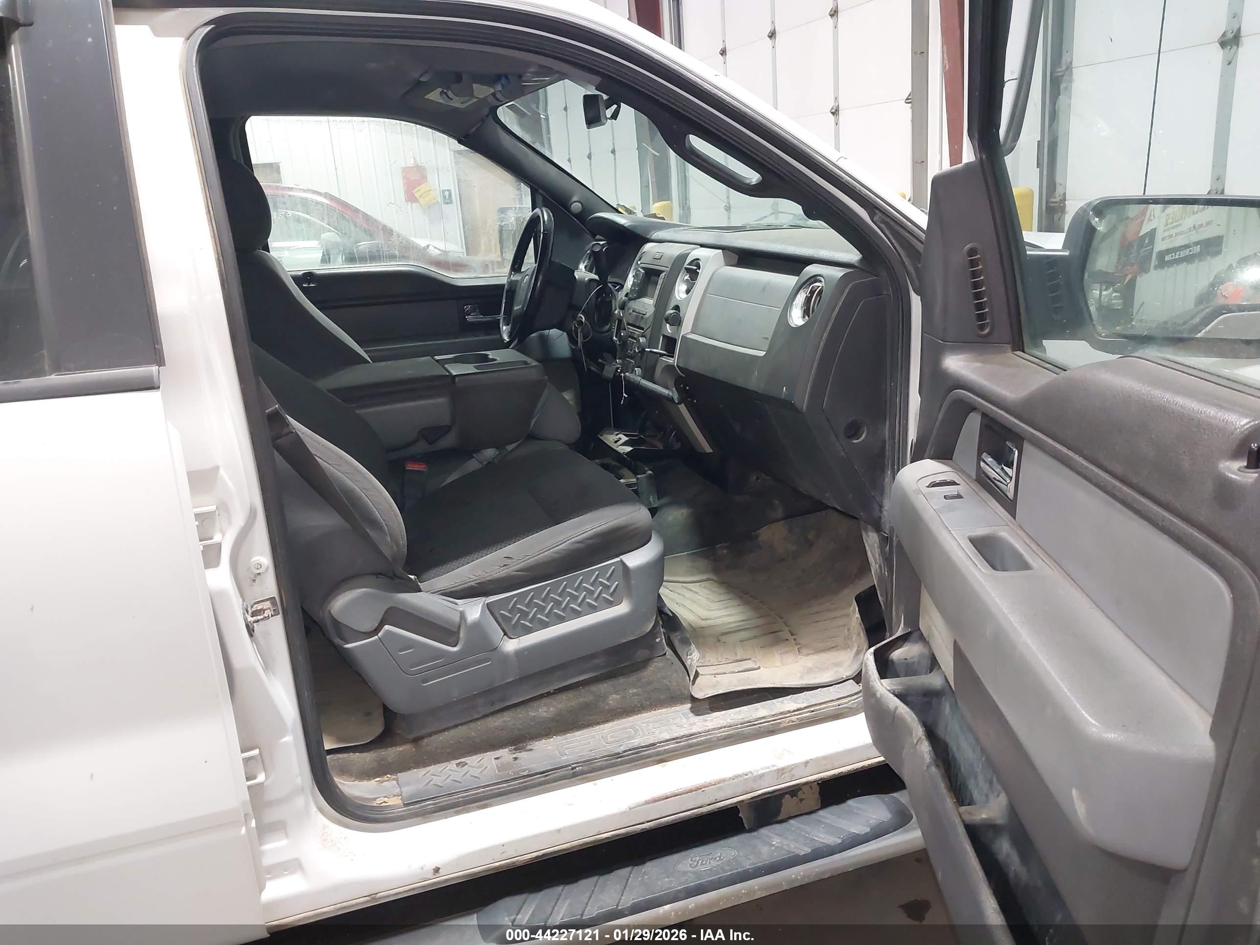 FORD F-150 image 5
