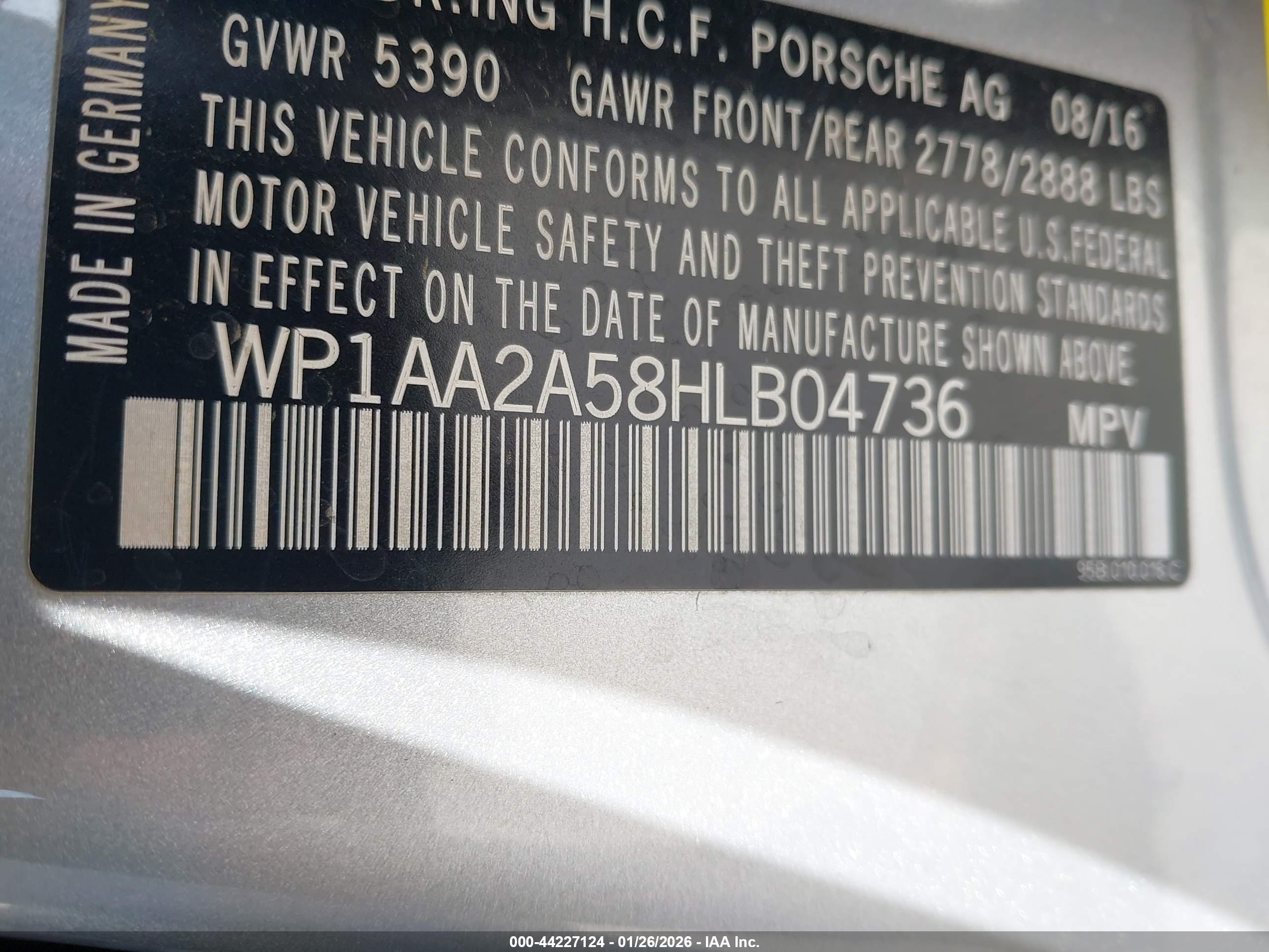 PORSCHE MACAN image 9