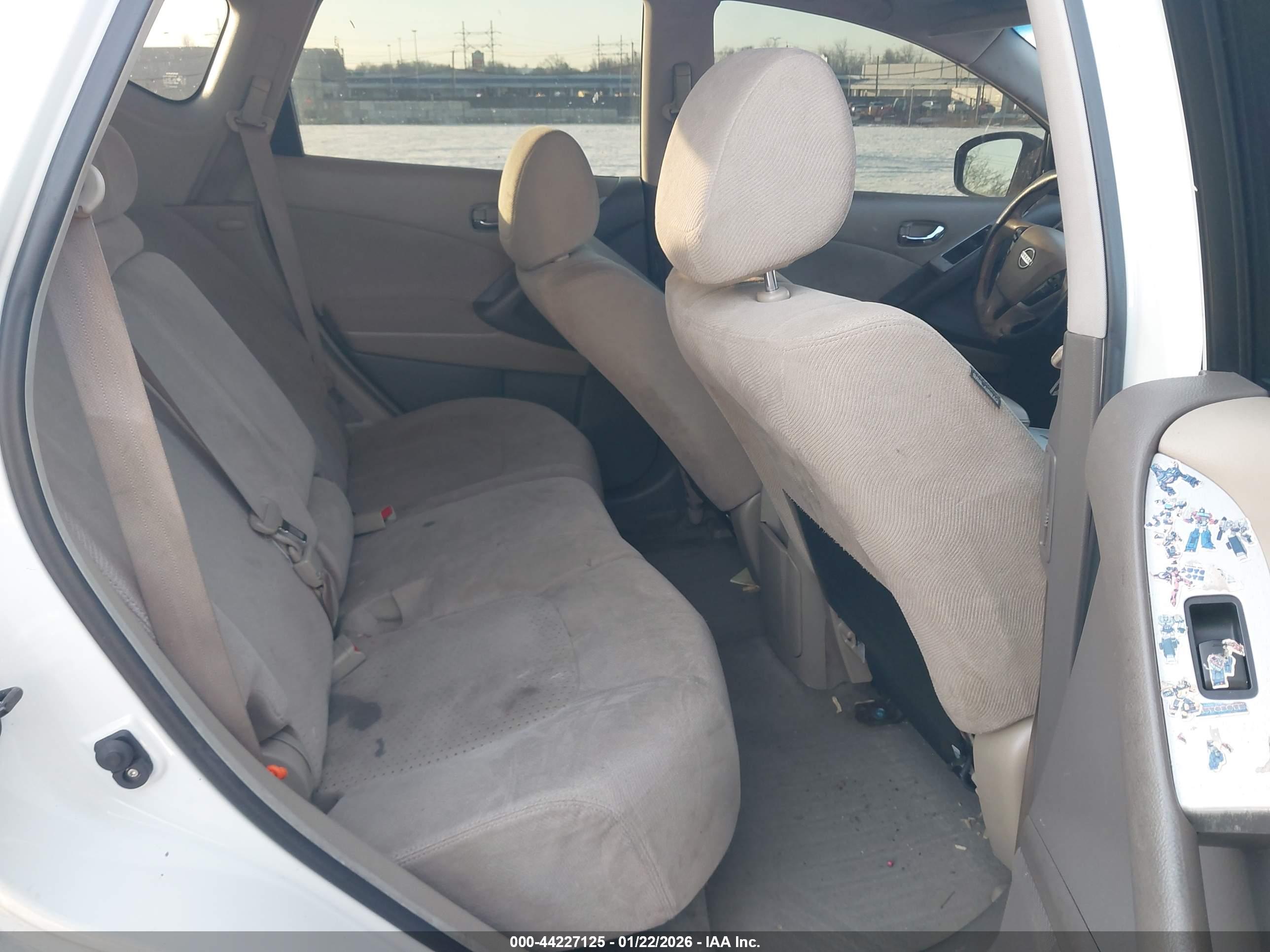 NISSAN MURANO image 8