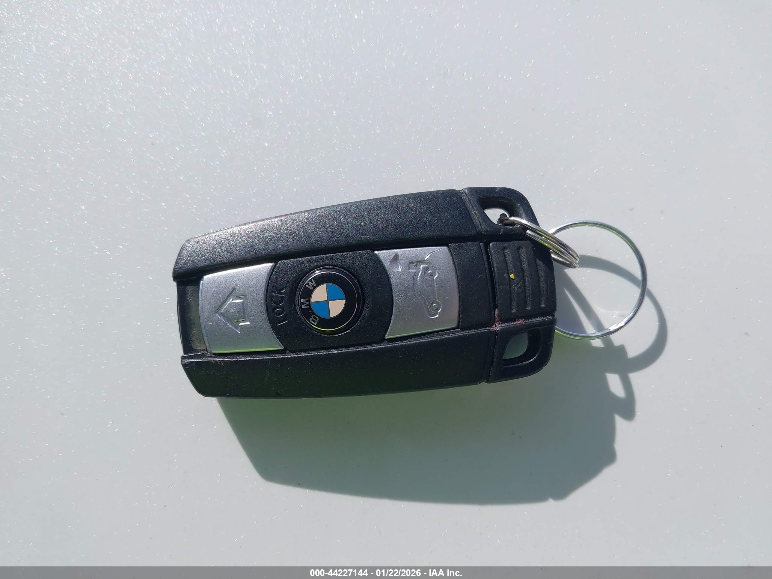 BMW 128I image 11