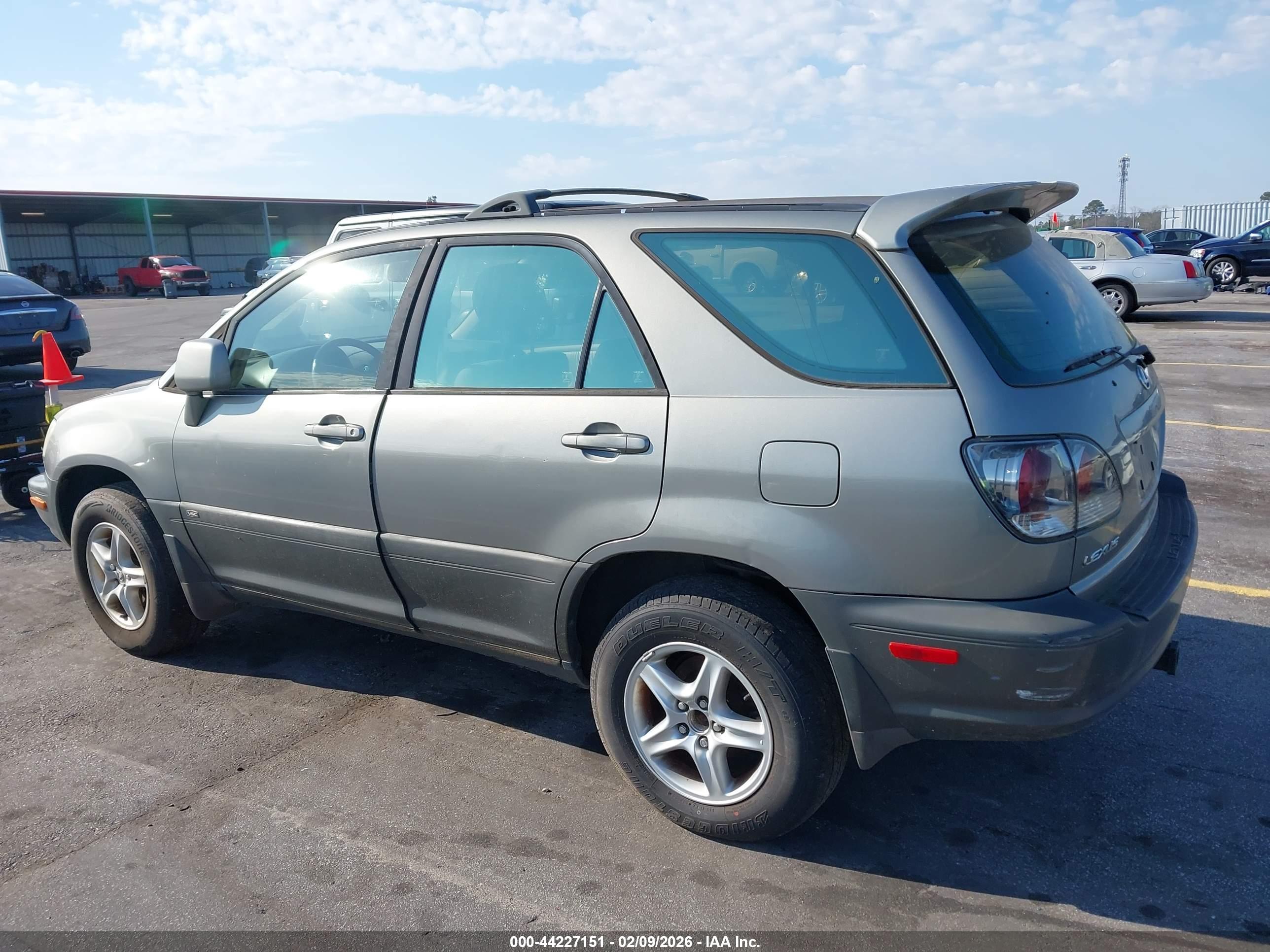 LEXUS RX image 3