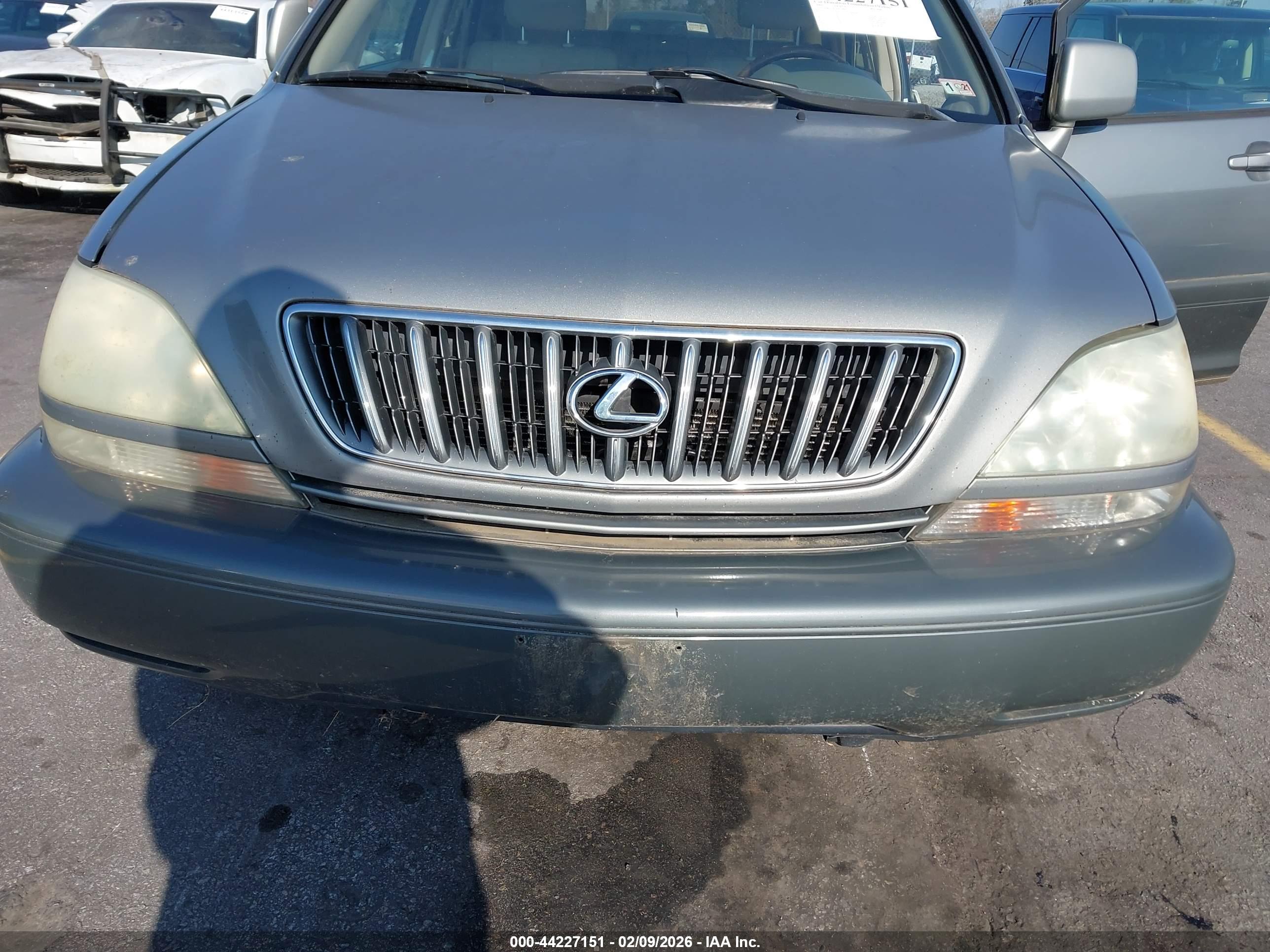 LEXUS RX image 6