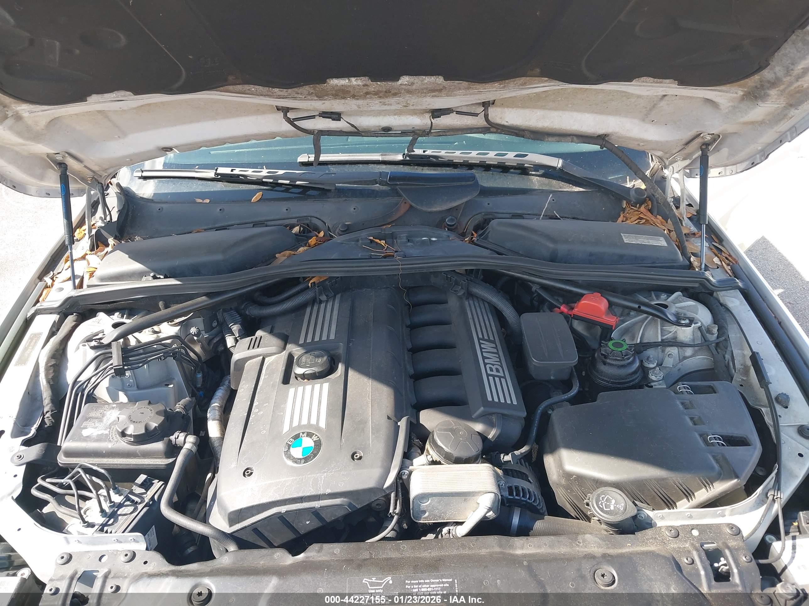 BMW 528I image 10