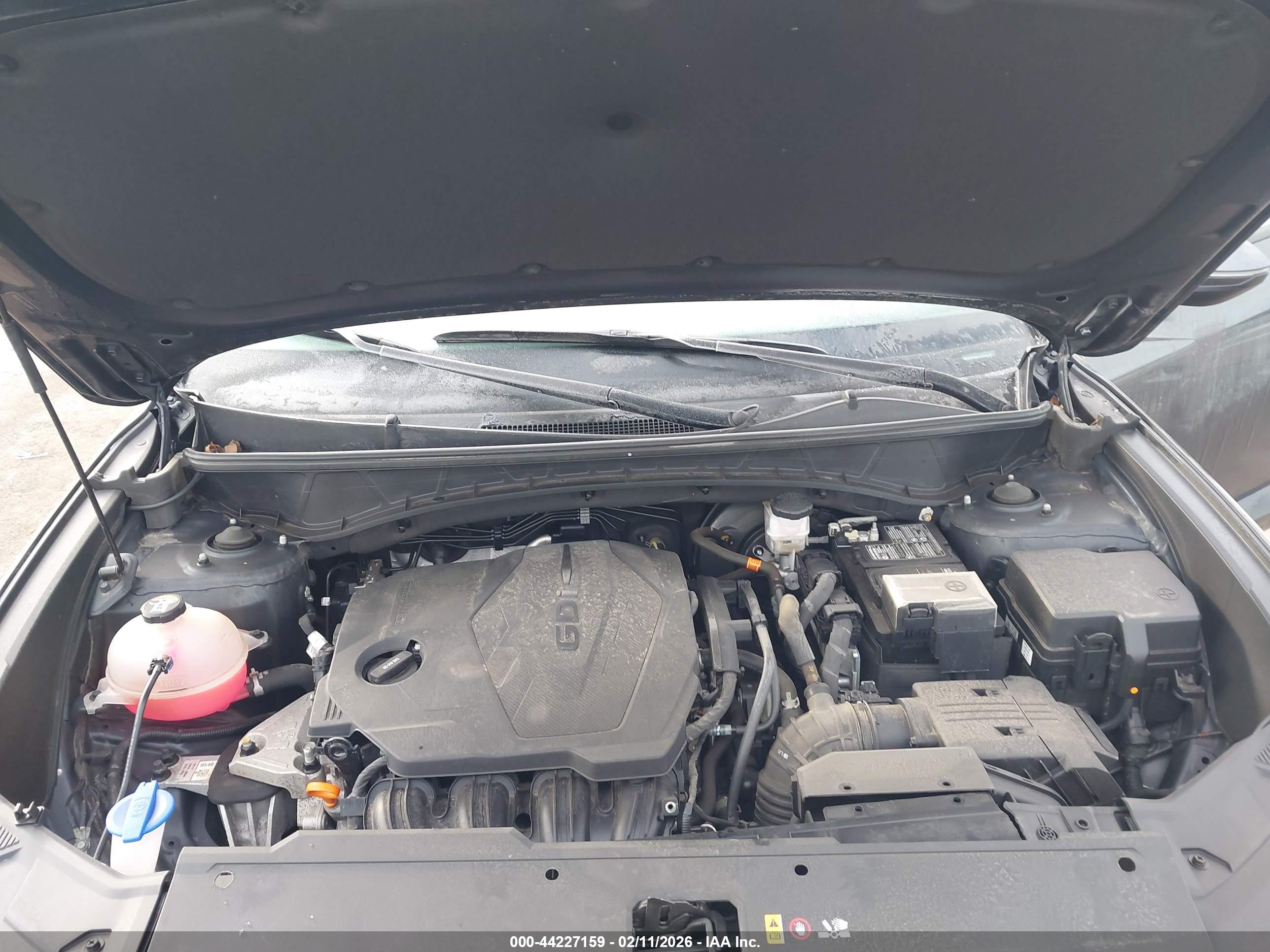 HYUNDAI TUCSON image 10