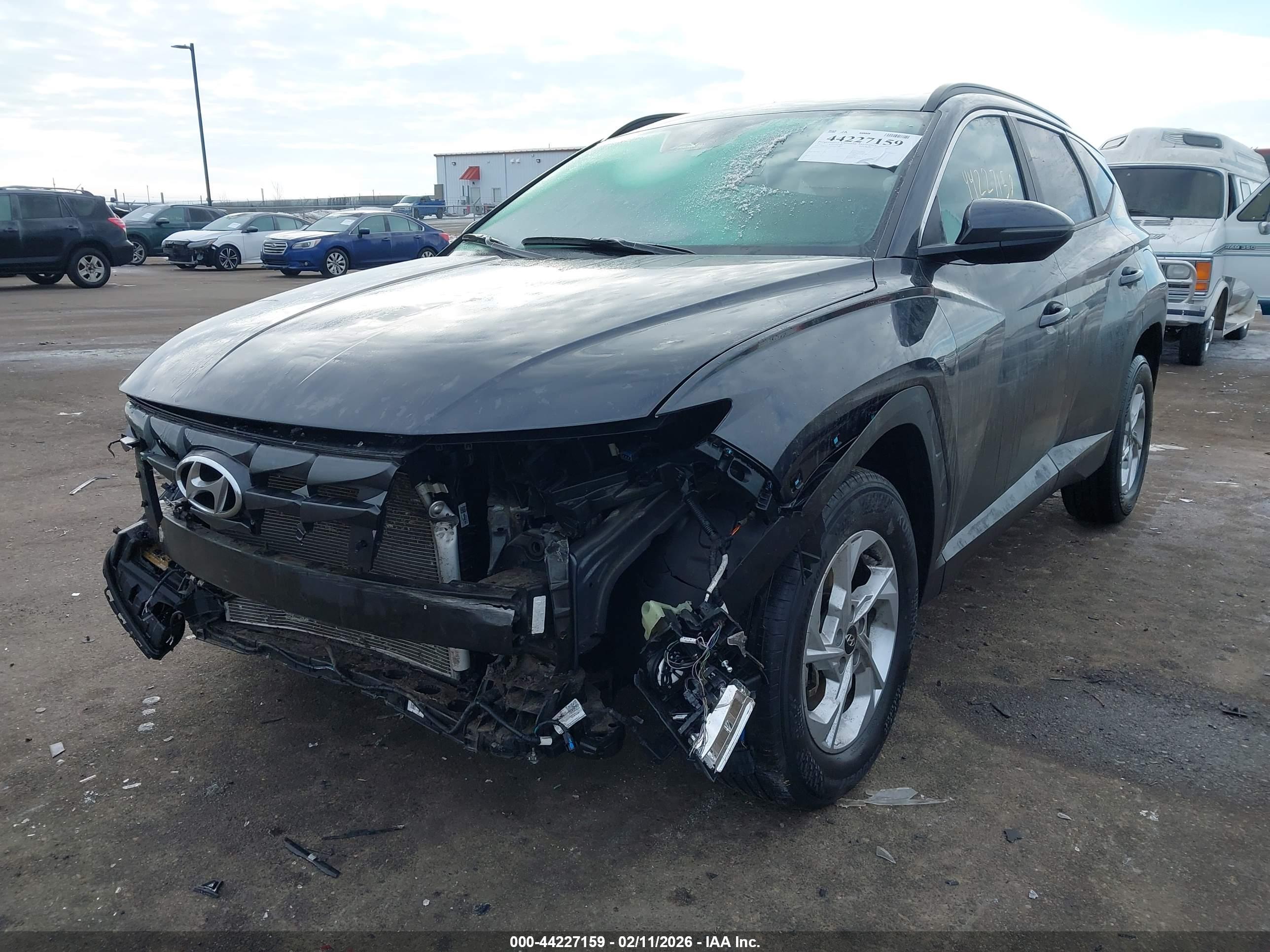 HYUNDAI TUCSON image 6