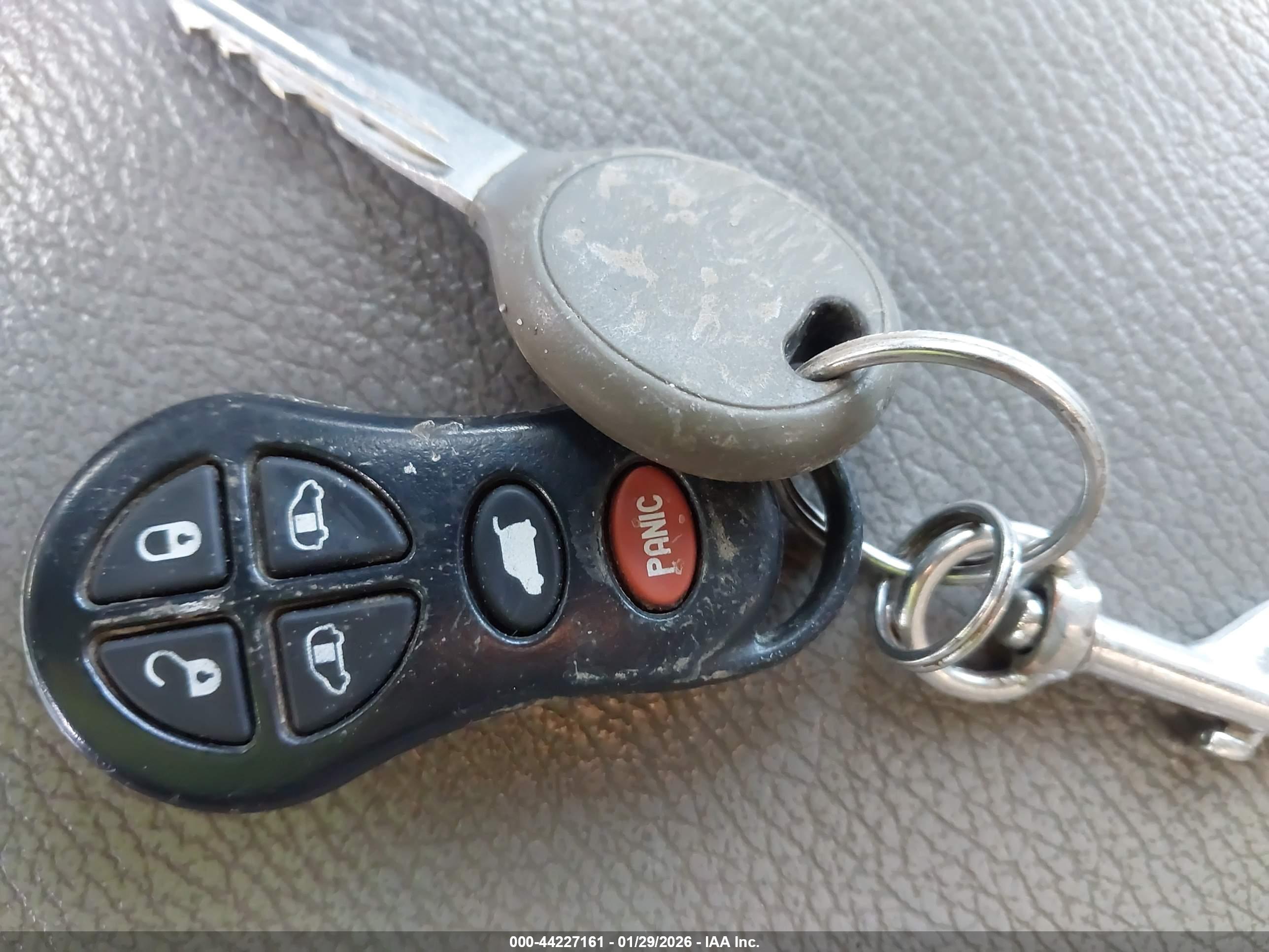 CHRYSLER TOWN image 11