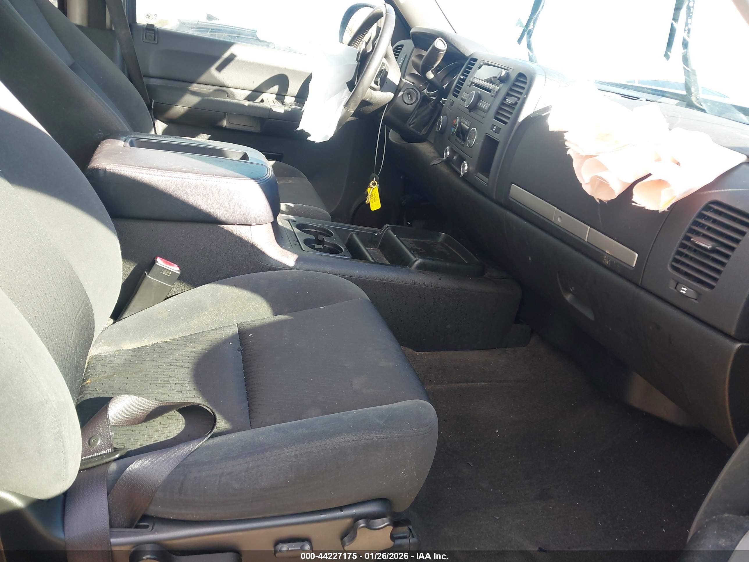 GMC SIERRA image 5