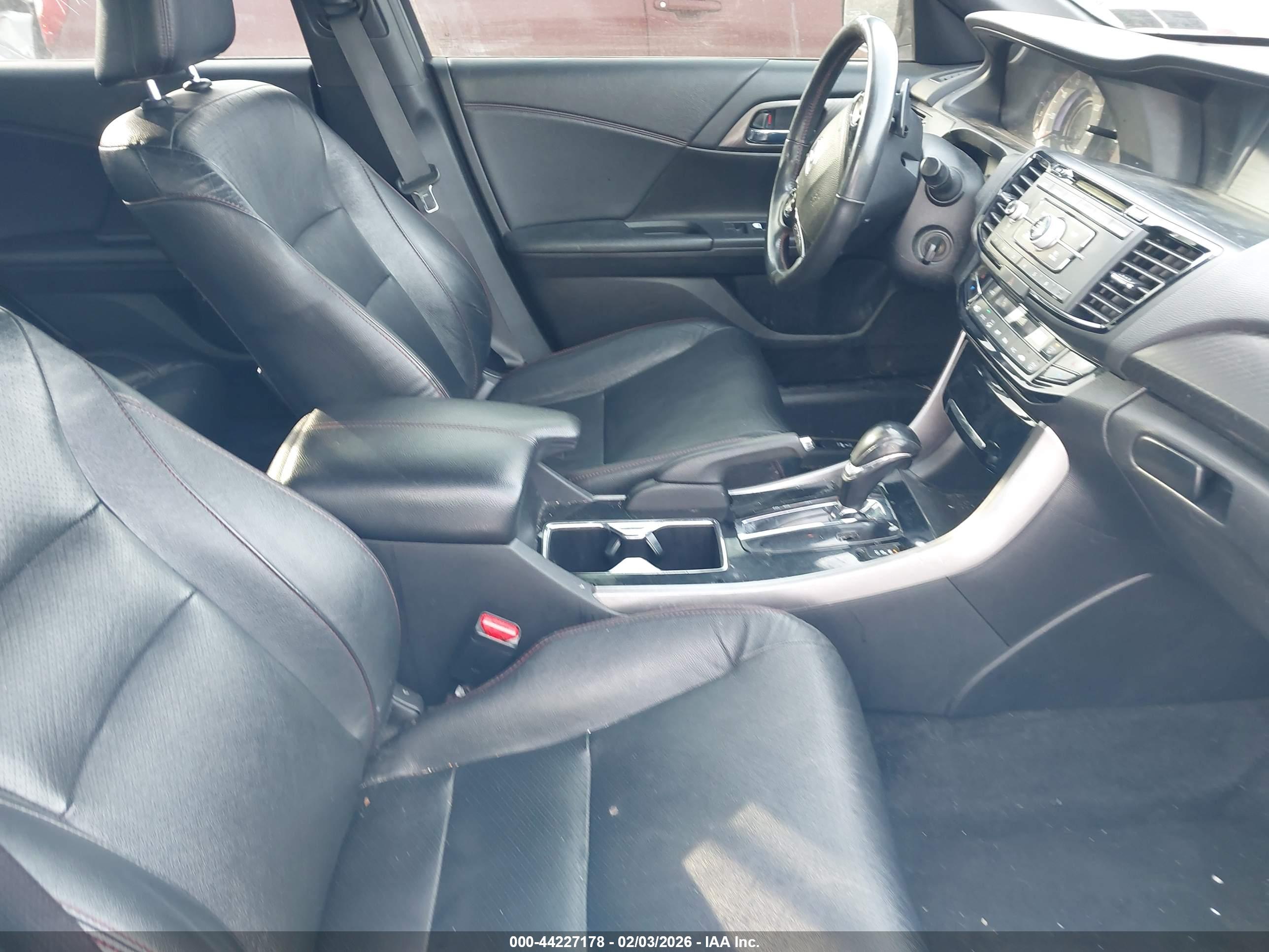 HONDA ACCORD image 5