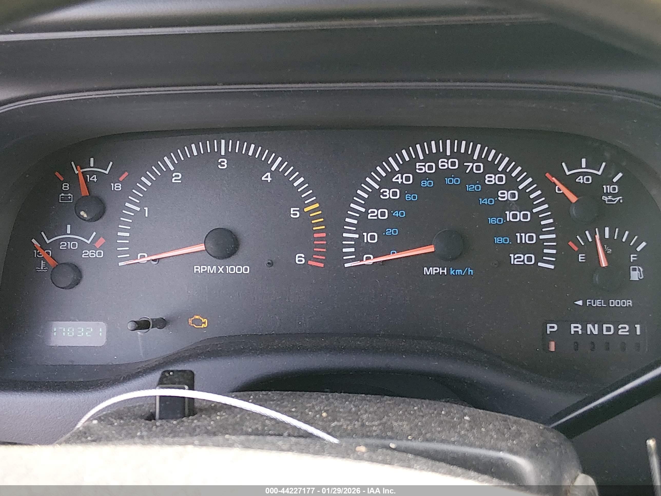 DODGE DAKOTA image 7