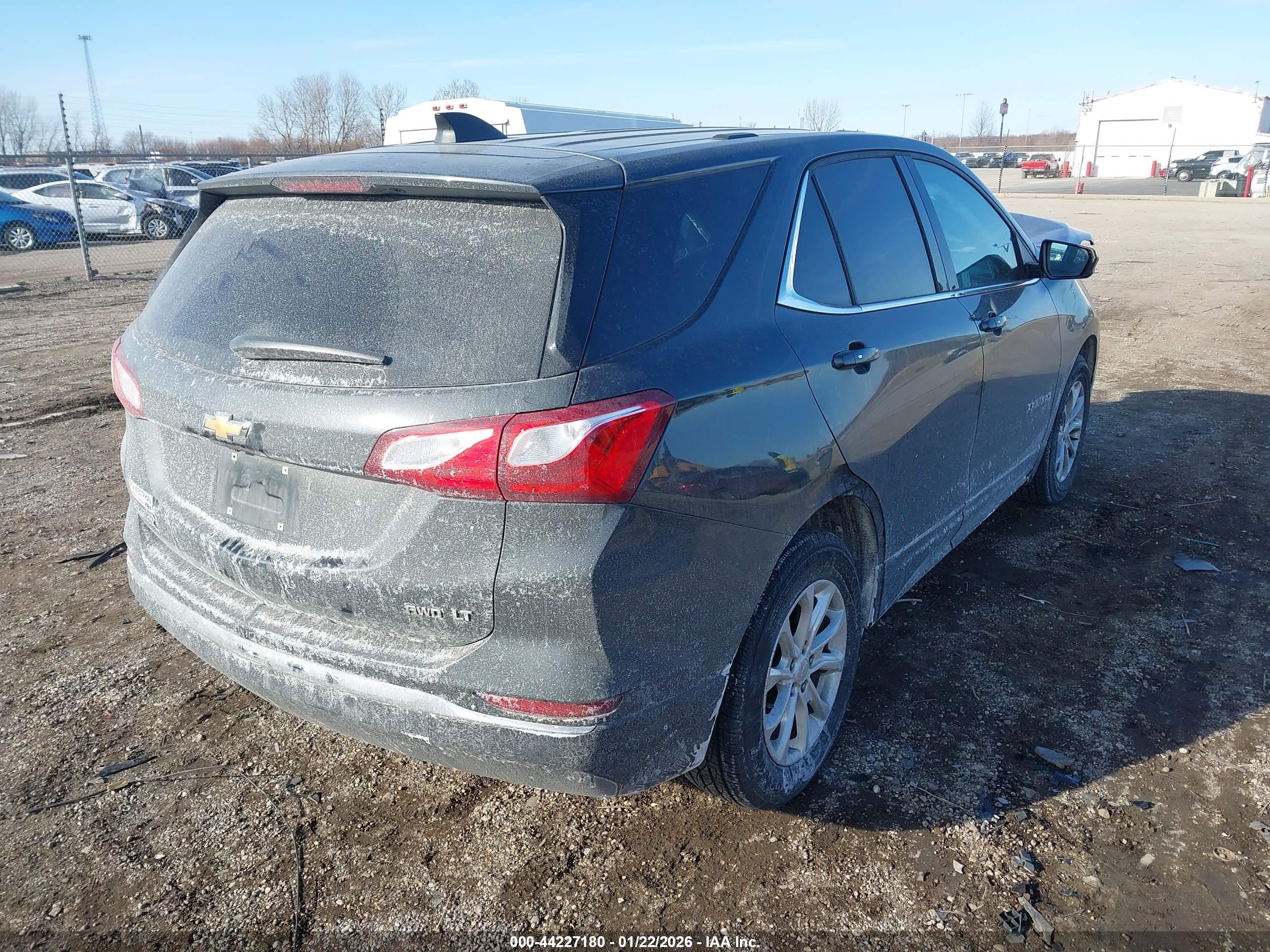 CHEVROLET EQUINOX image 4