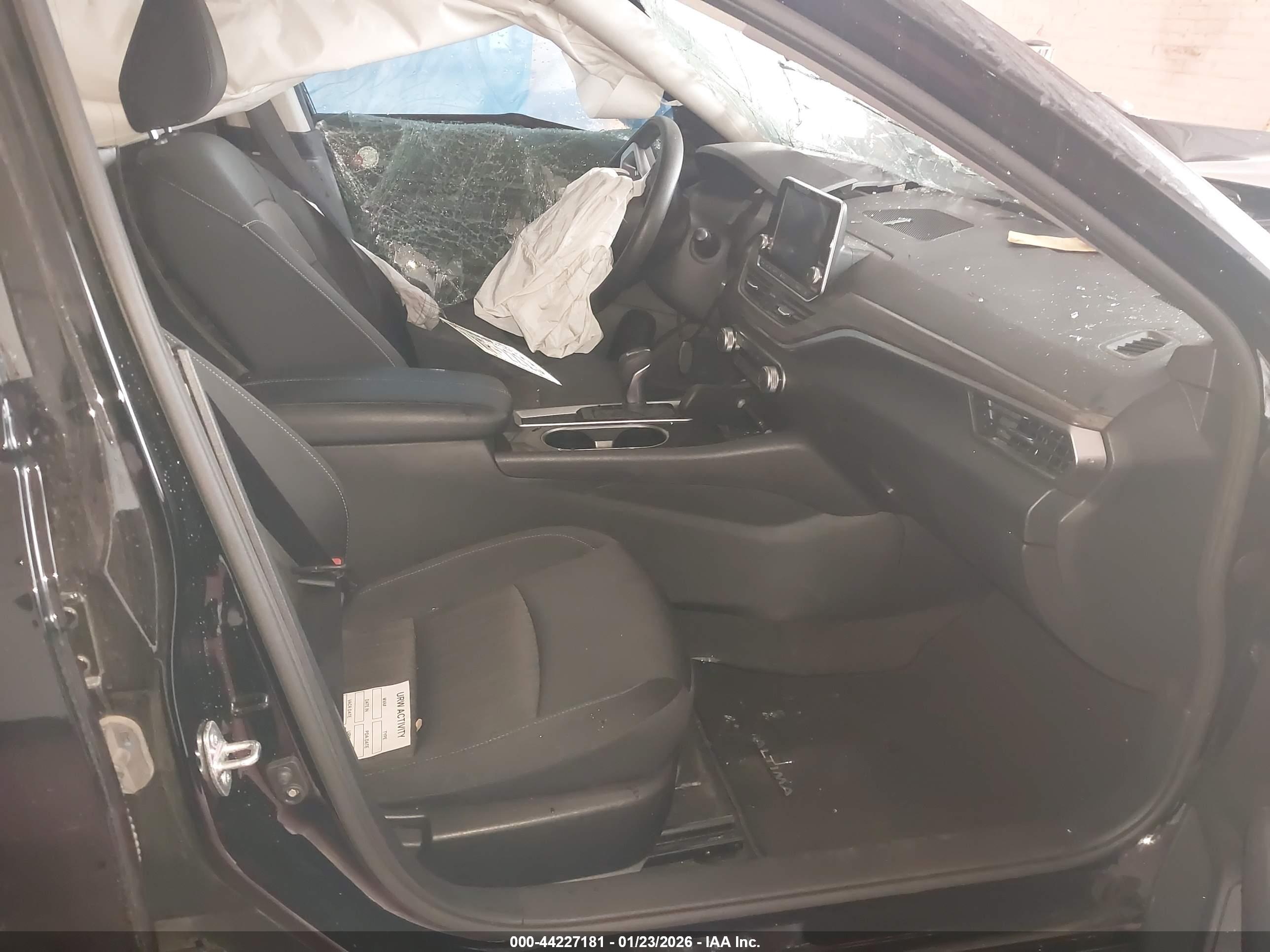 NISSAN ALTIMA image 5