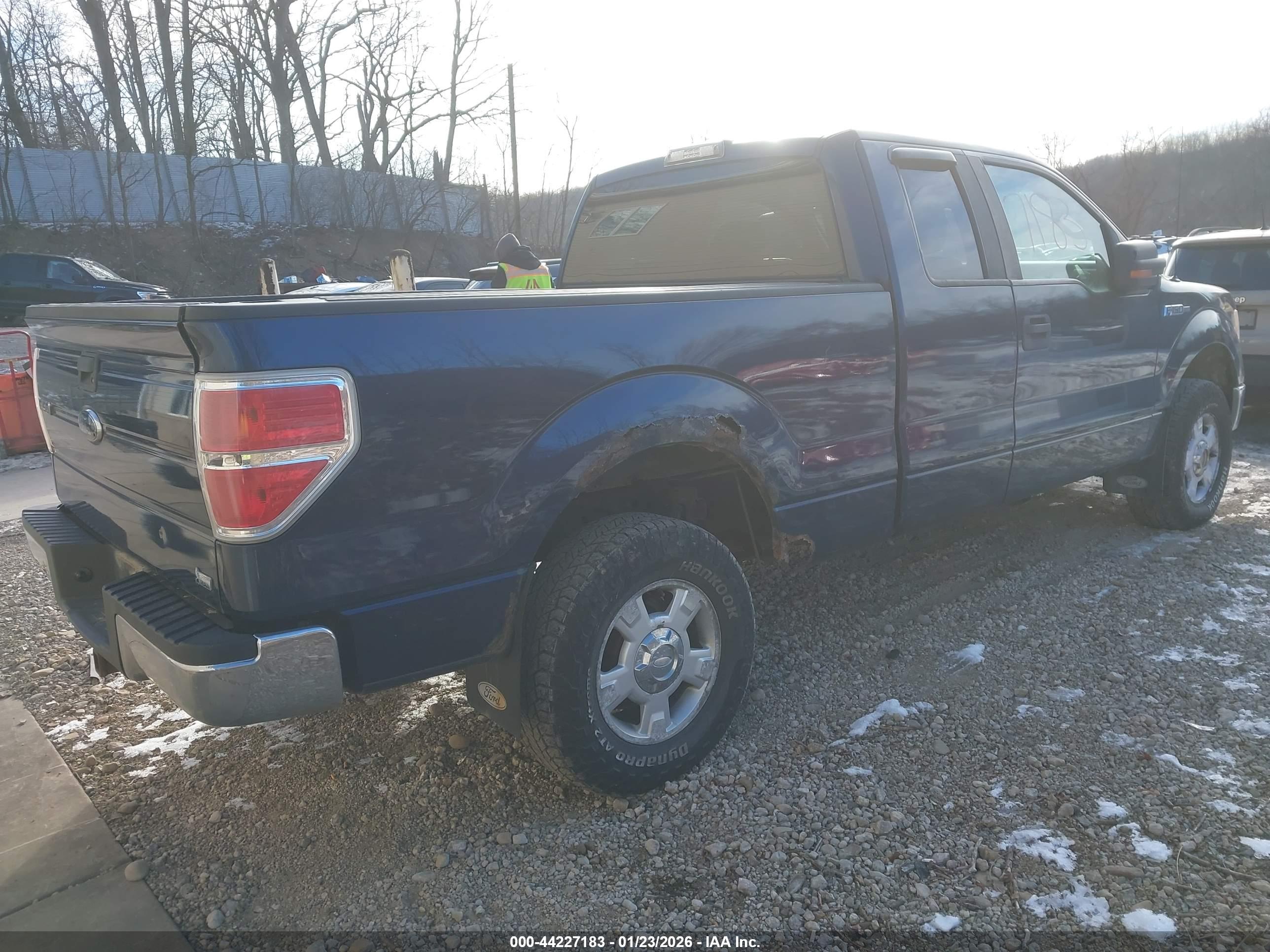 FORD F-150 image 4