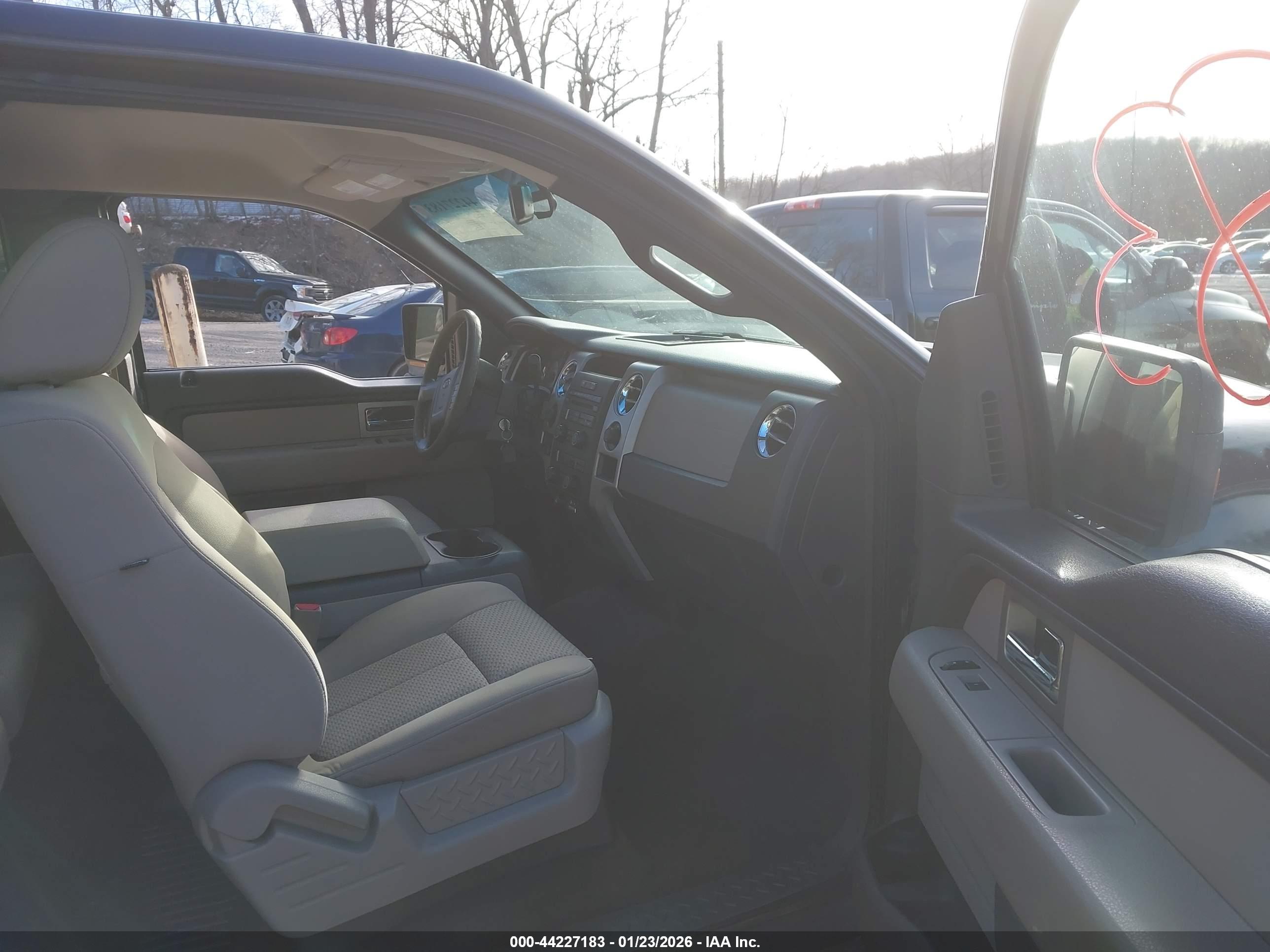 FORD F-150 image 5