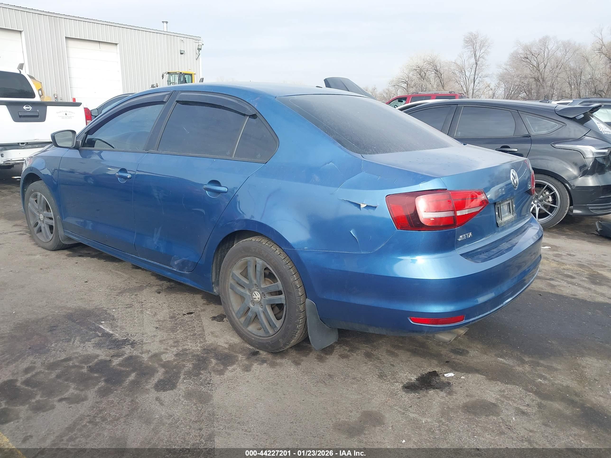 VOLKSWAGEN JETTA image 3