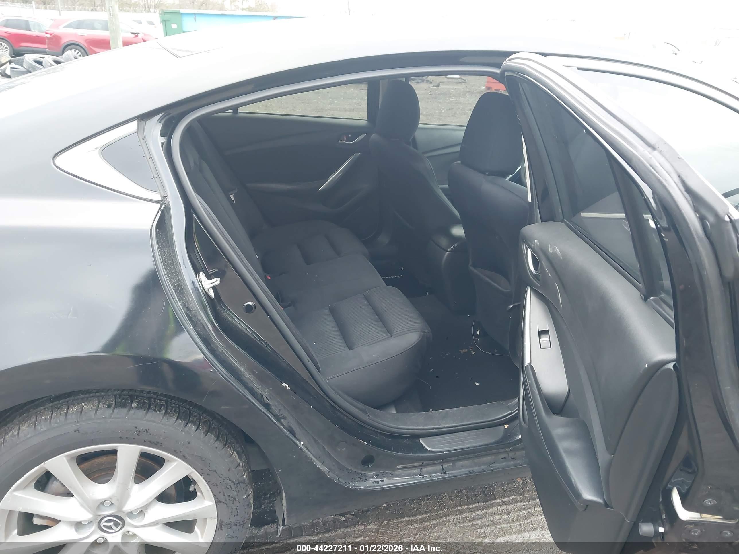 MAZDA MAZDA6 image 8