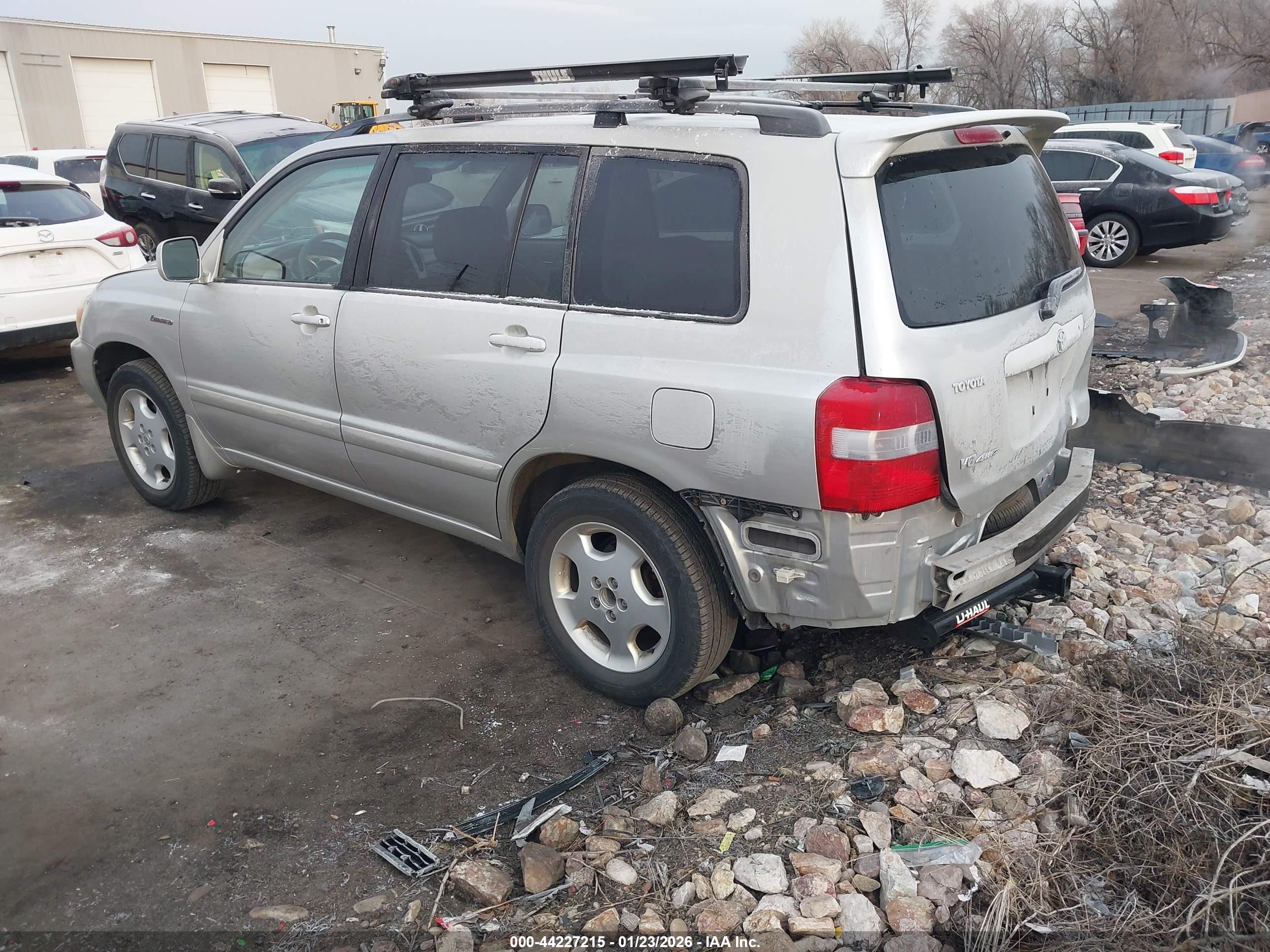TOYOTA HIGHLANDER image 3