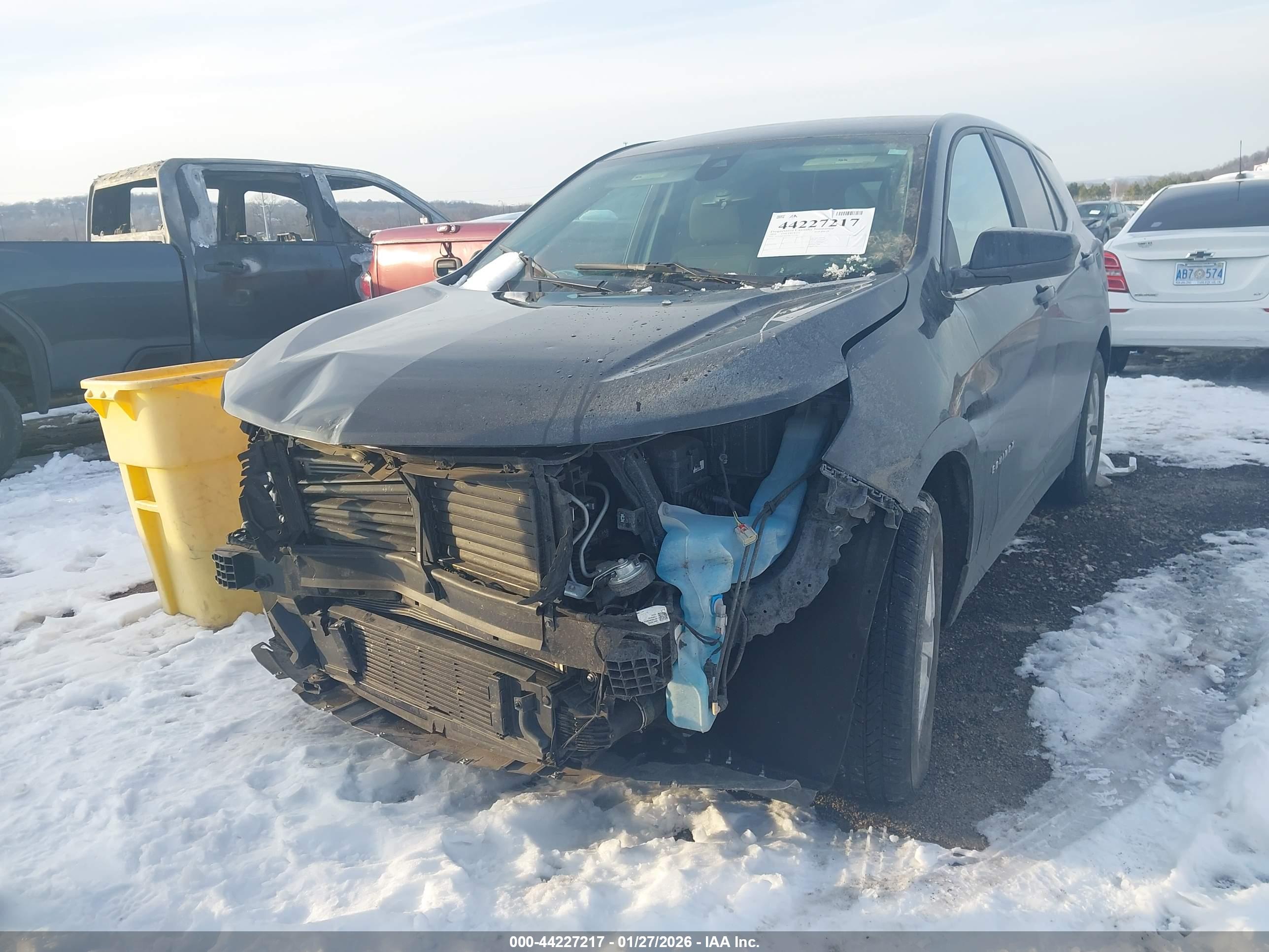 CHEVROLET EQUINOX image 2