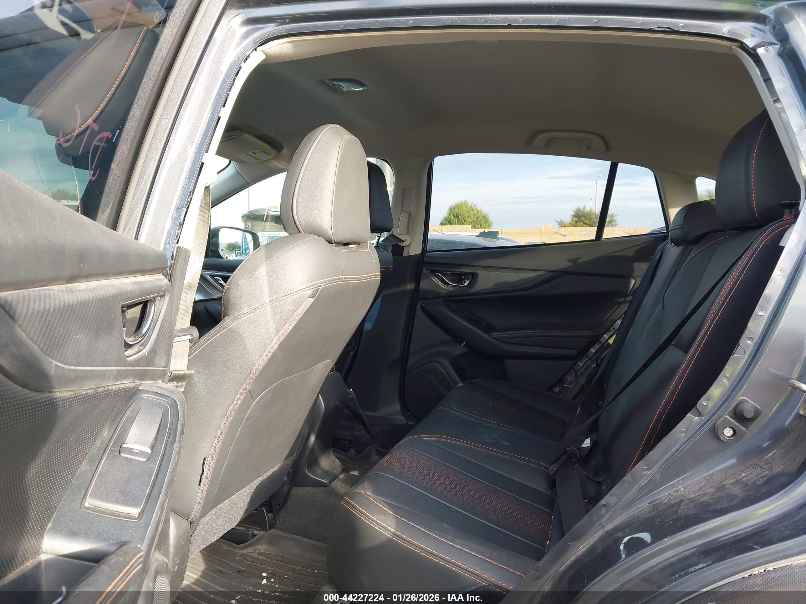 SUBARU CROSSTREK image 8