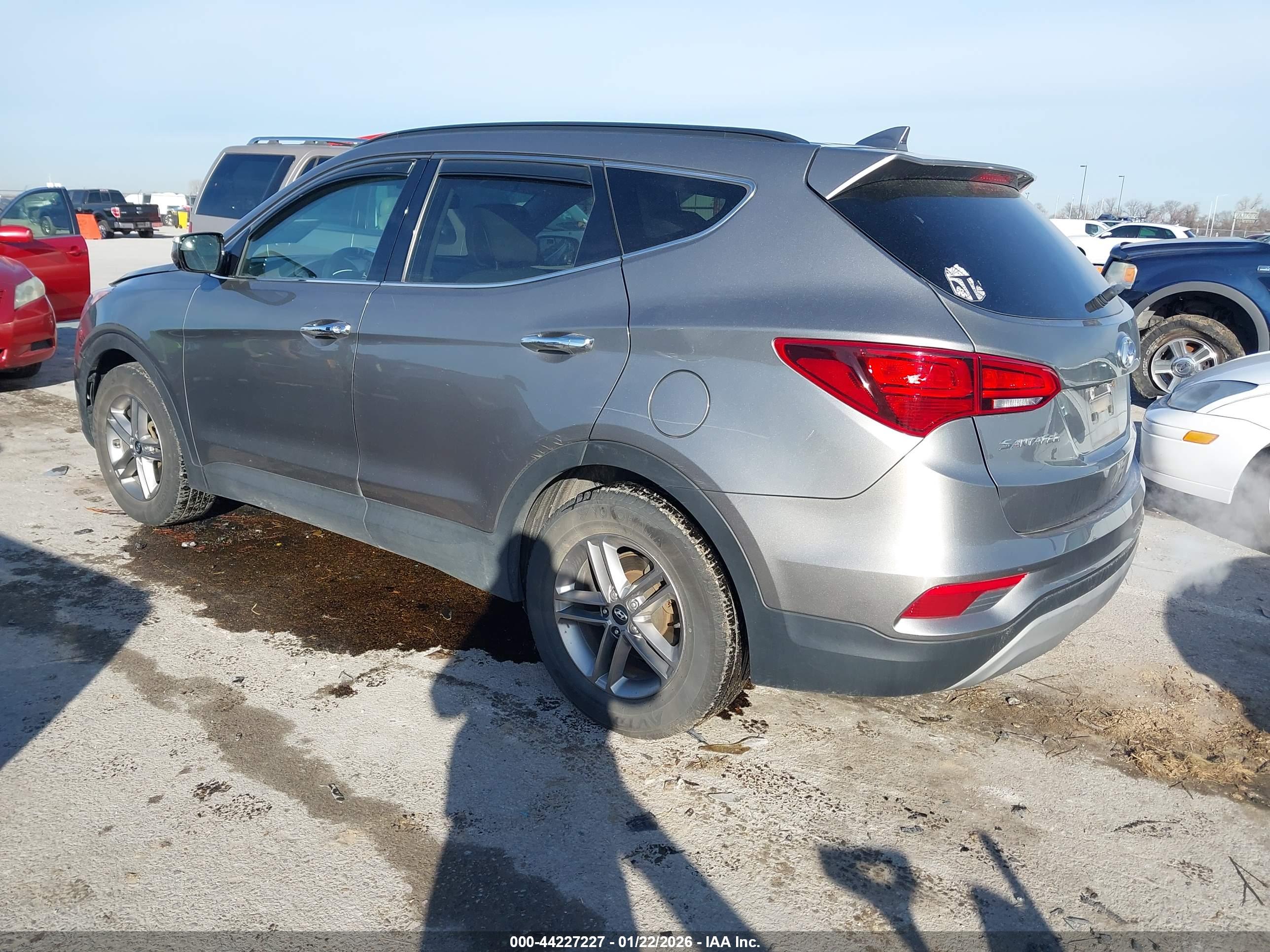 HYUNDAI SANTA image 3