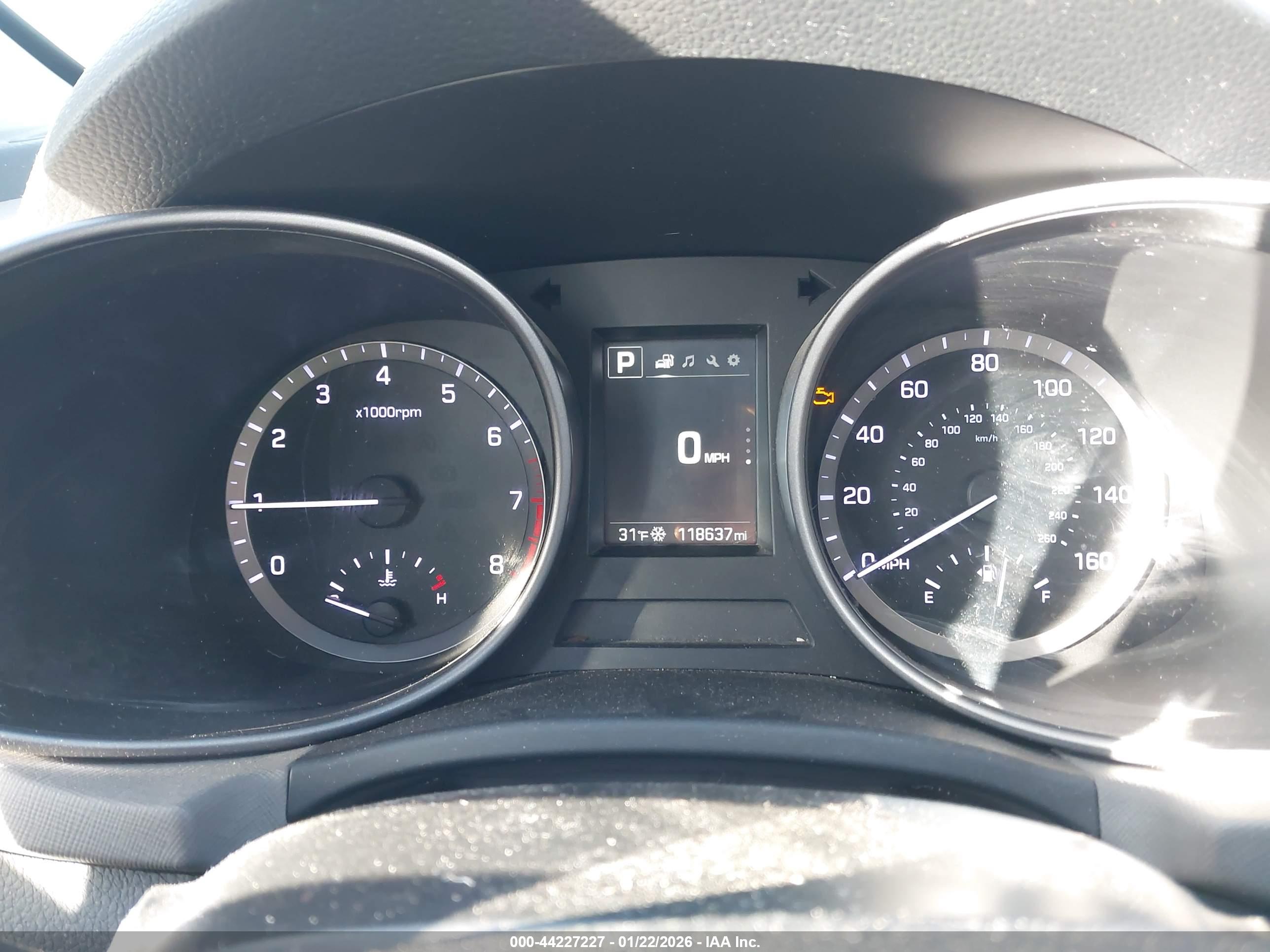 HYUNDAI SANTA image 7