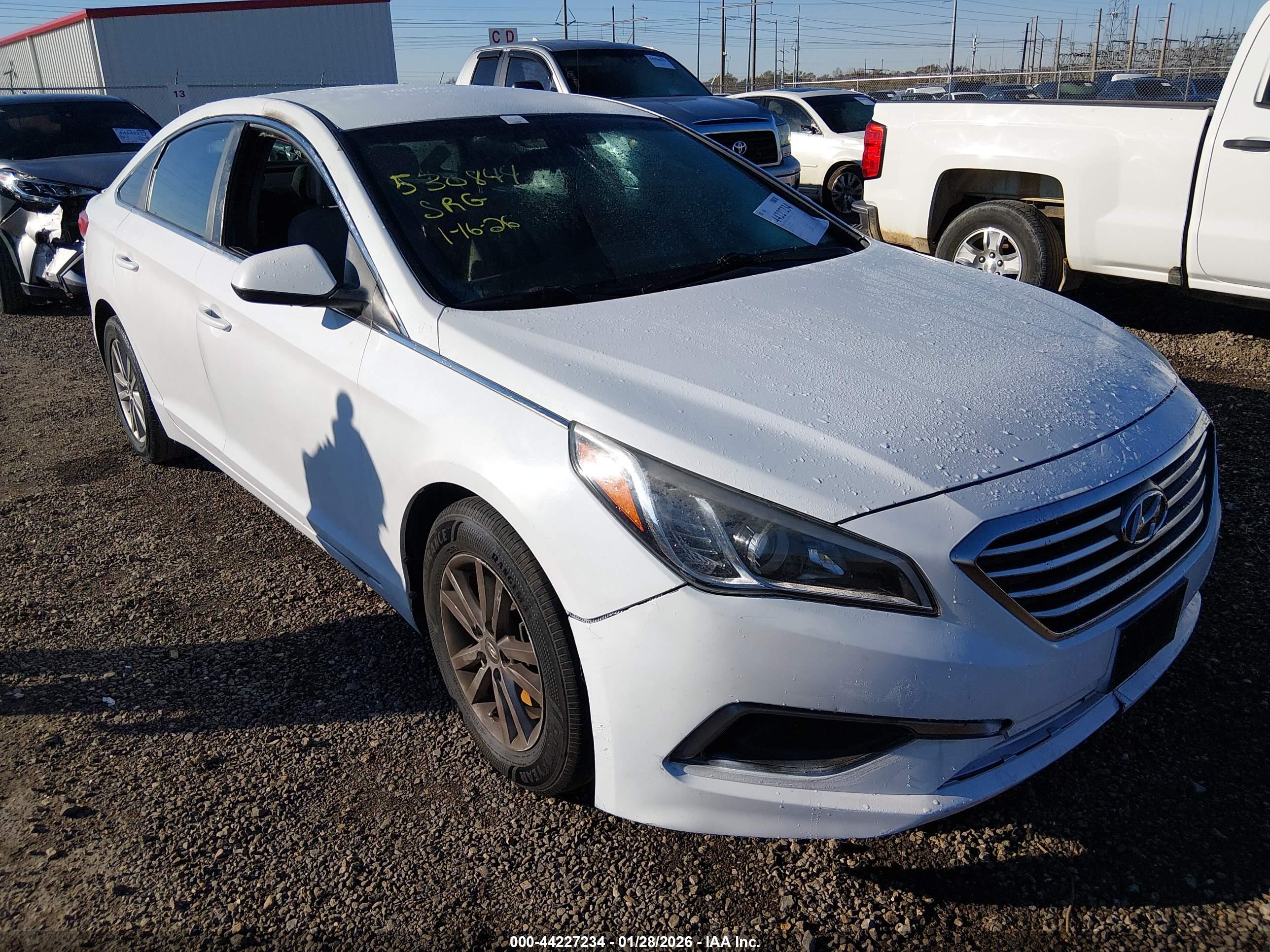 HYUNDAI SONATA image 6